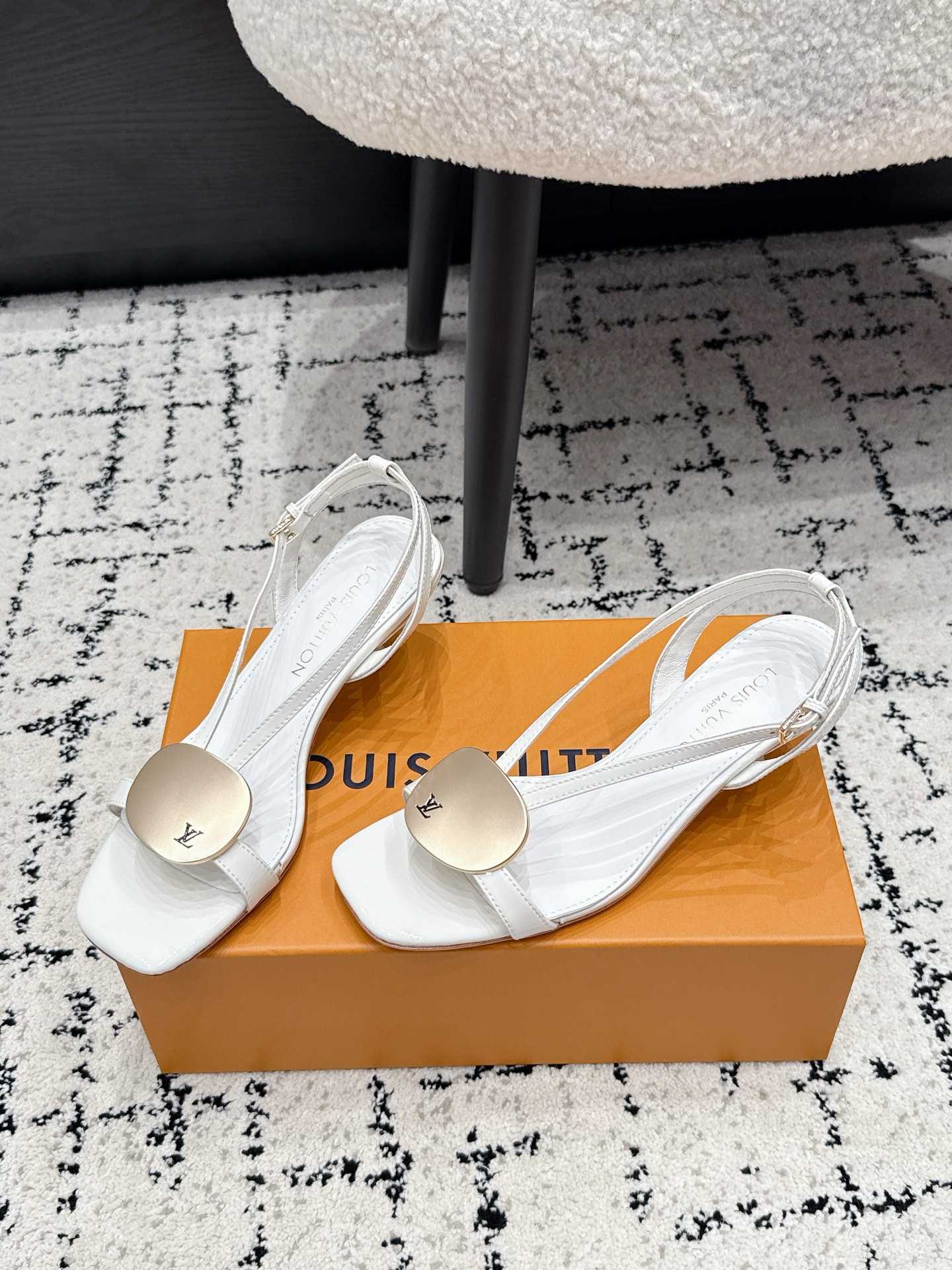 Louis Vuitton Sandals