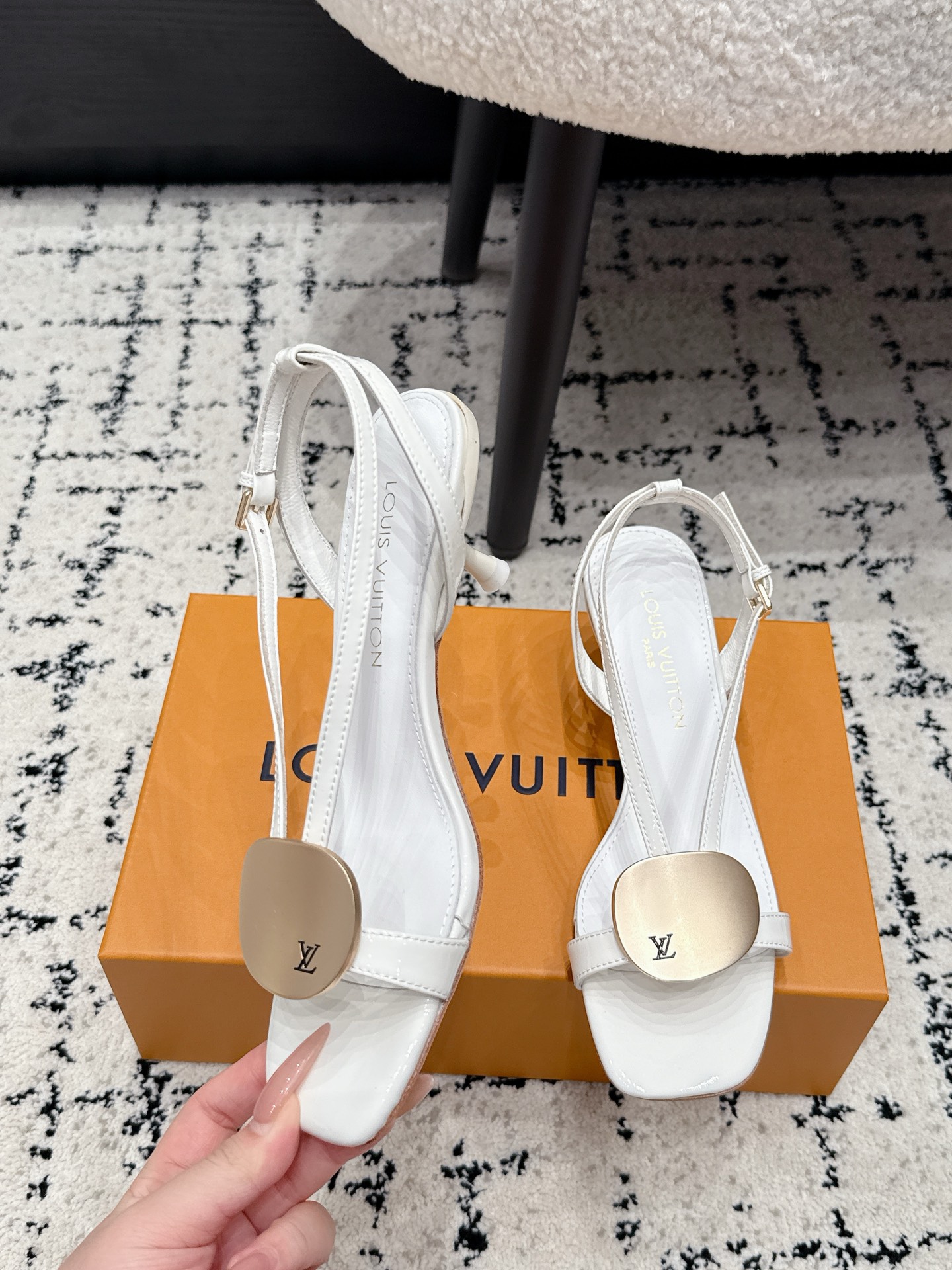 Louis Vuitton Sandals