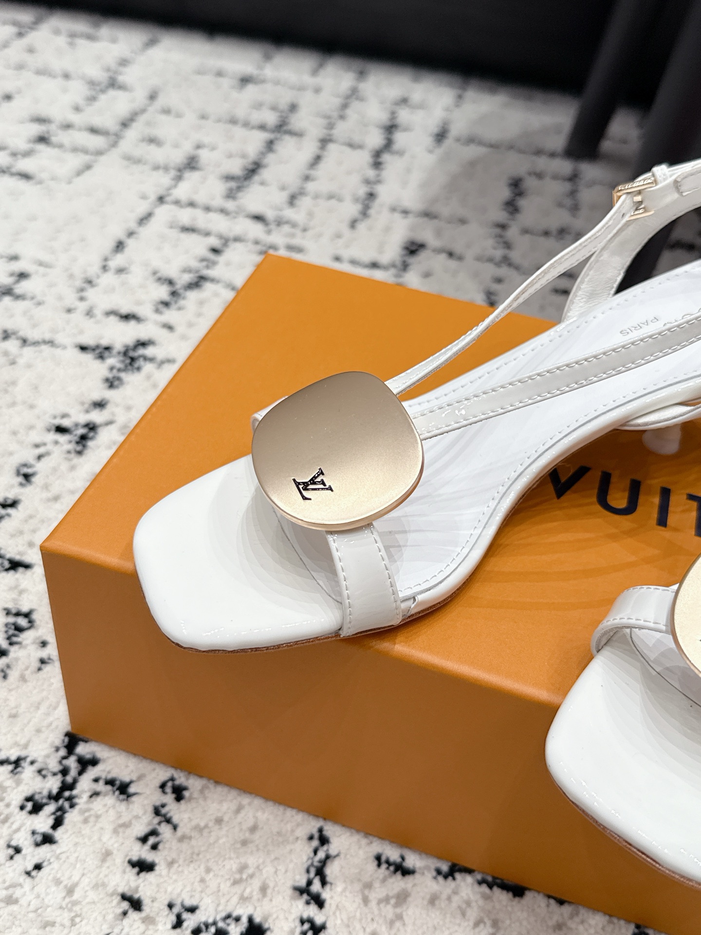 Louis Vuitton Sandals