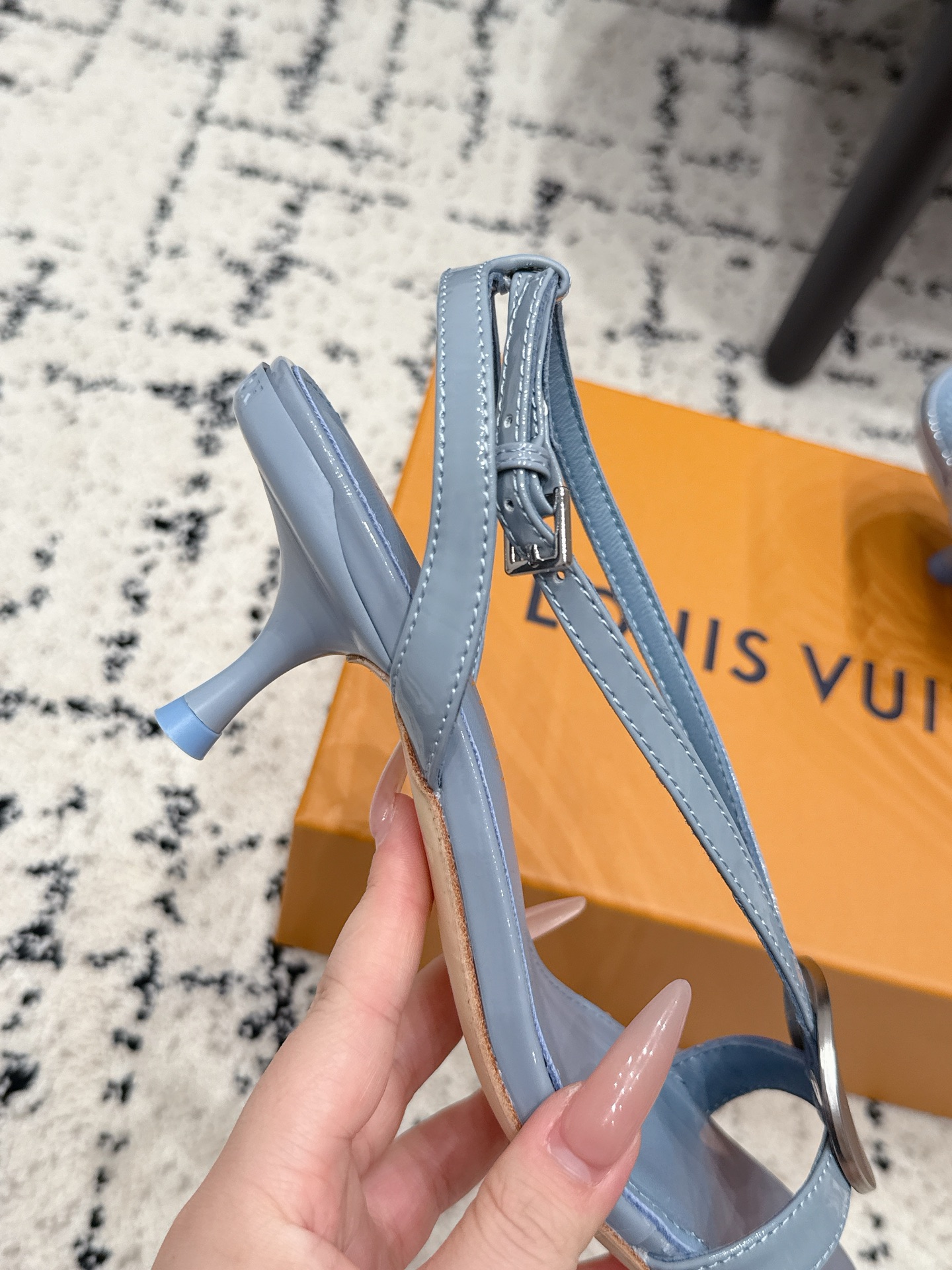 Louis Vuitton Sandals