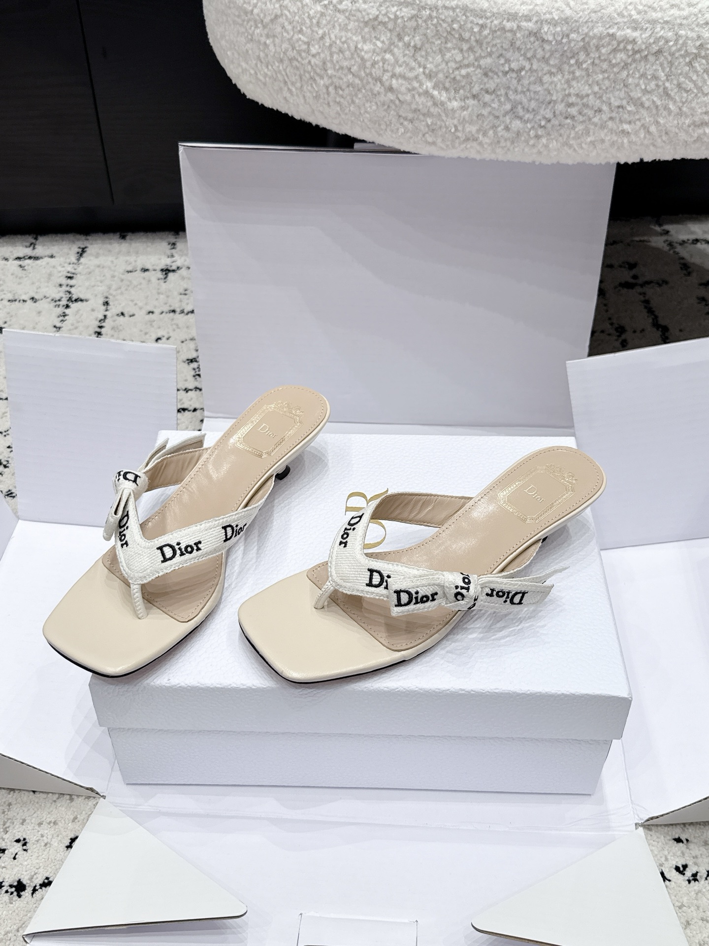 Designer Slides