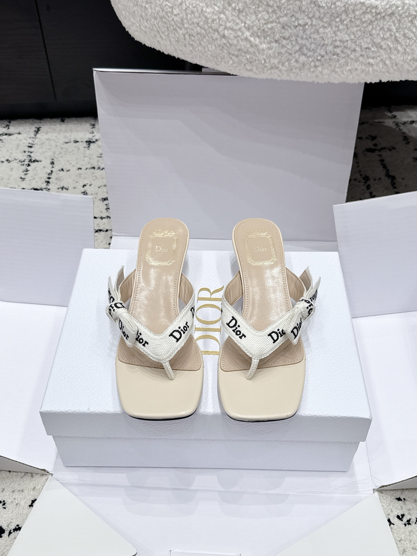 Designer Slides