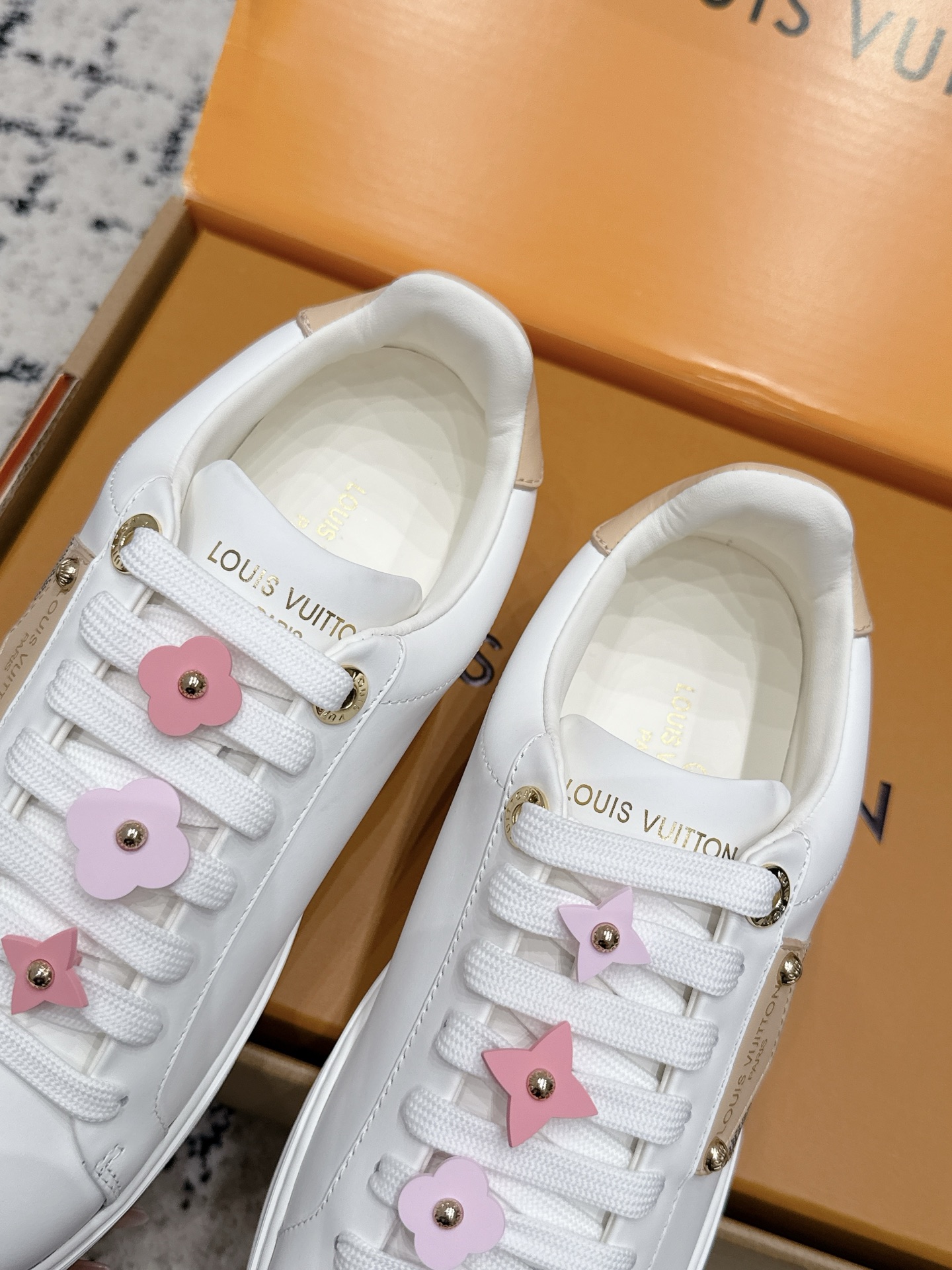 Louis Vuitton Sneakers