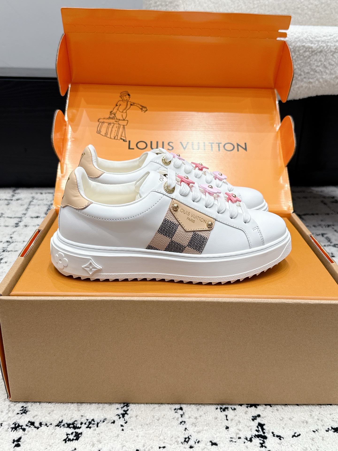Louis Vuitton Sneakers