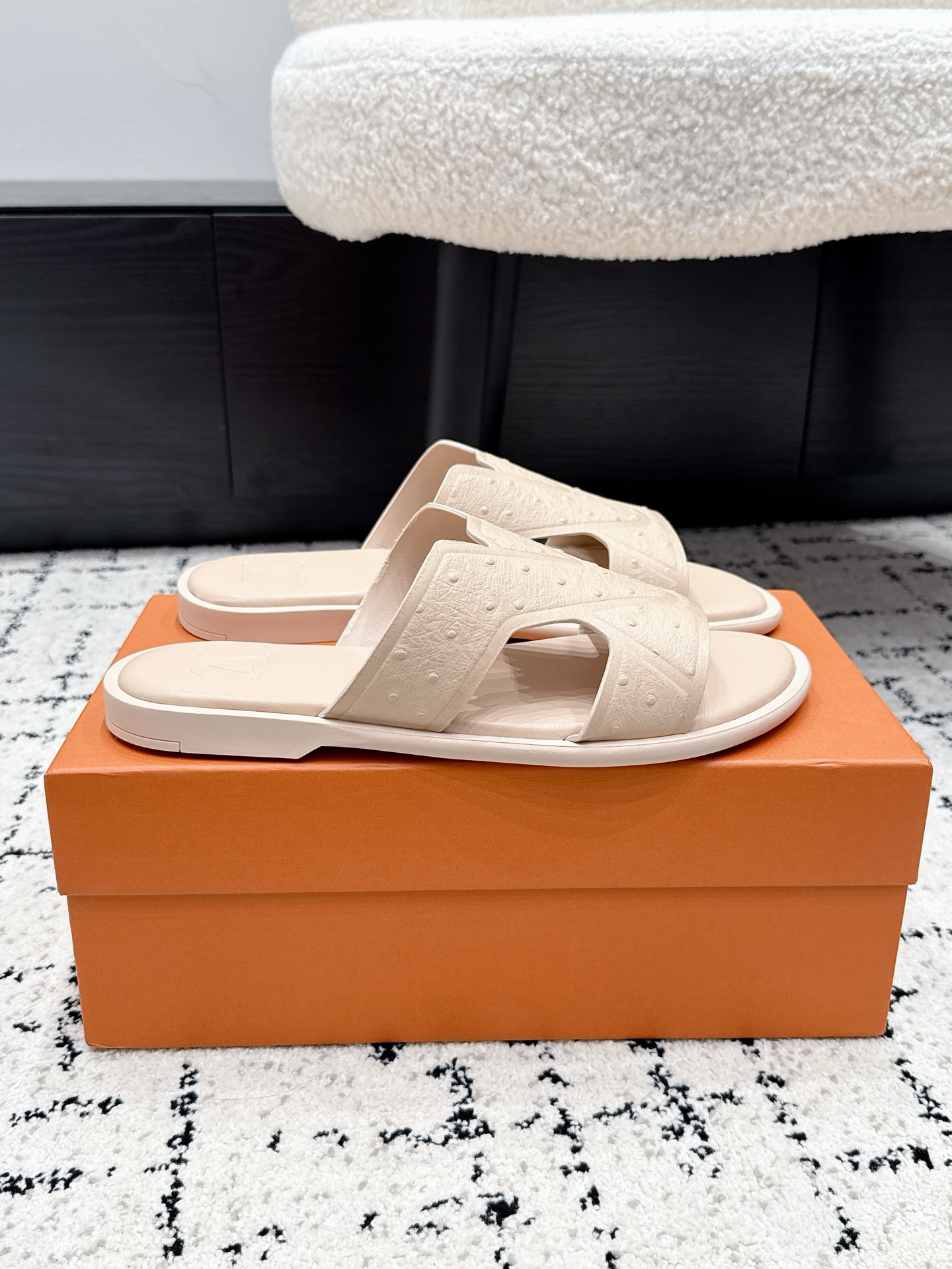 Louis Vuitton Slides