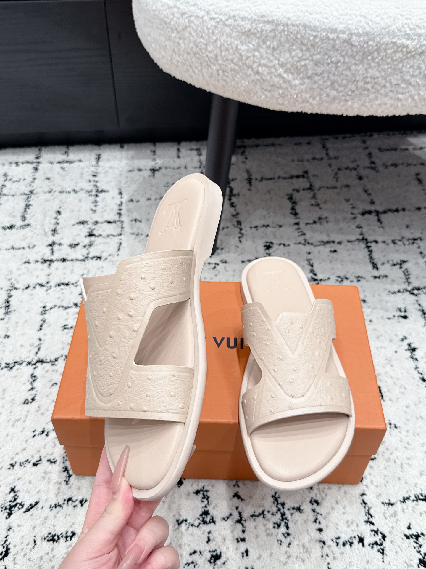 Louis Vuitton Slides