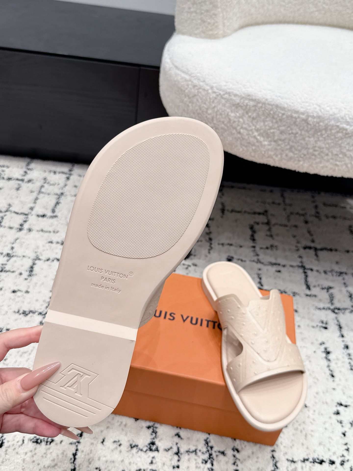 Louis Vuitton Slides