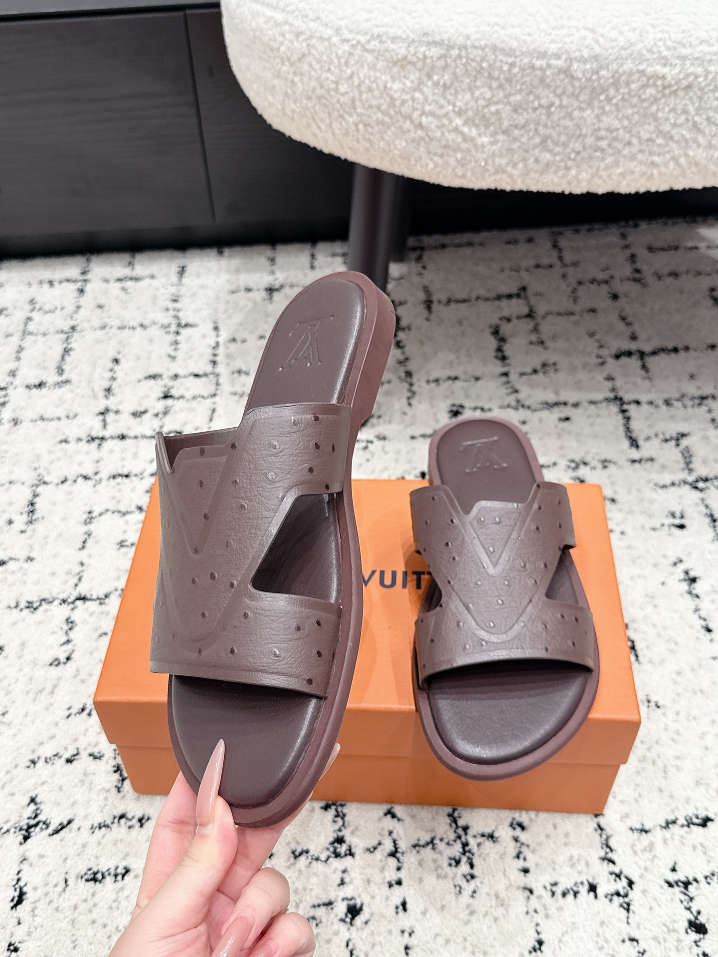 Louis Vuitton Slides