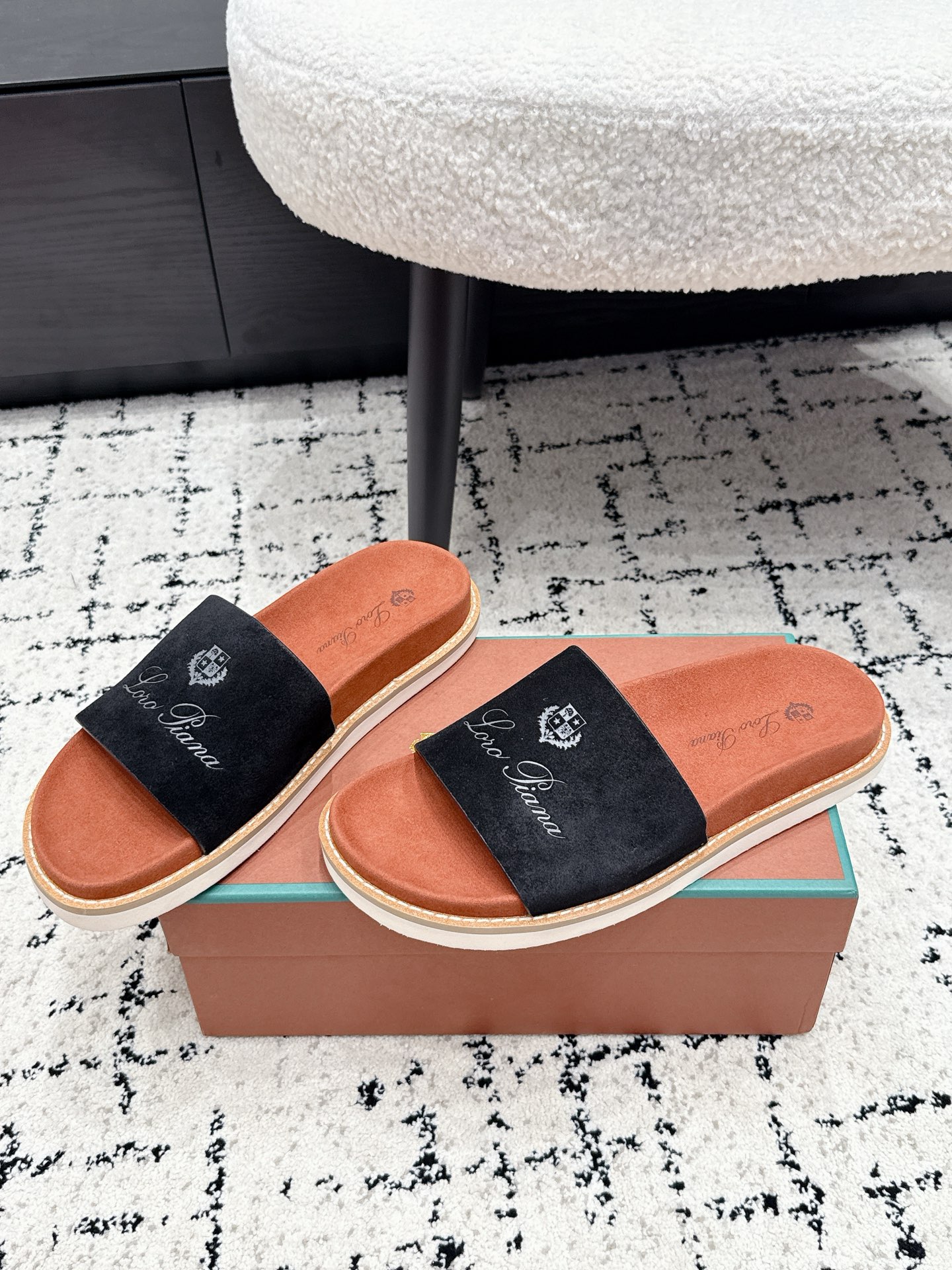 Loro Piana Slides
