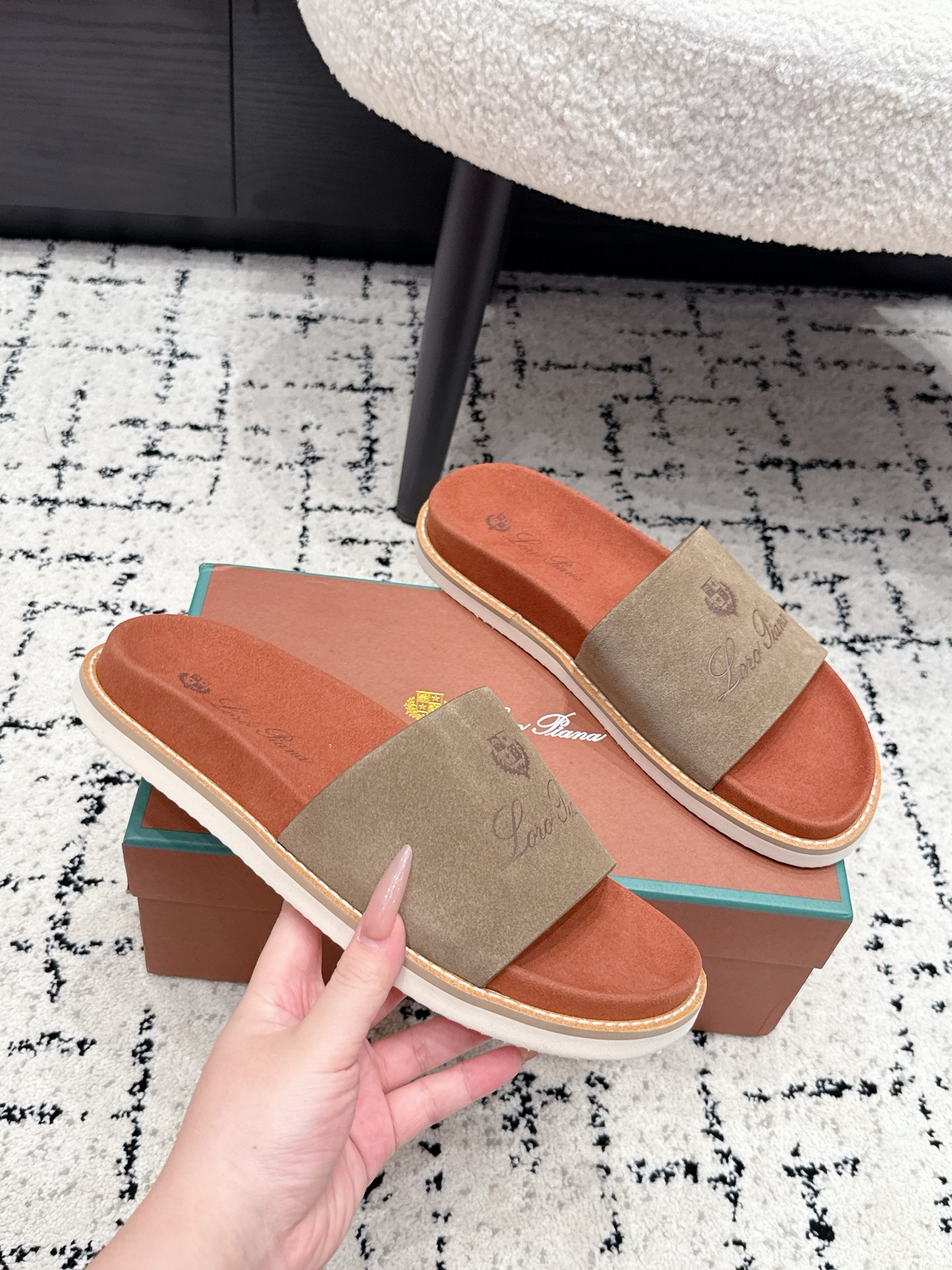 Loro Piana Slides