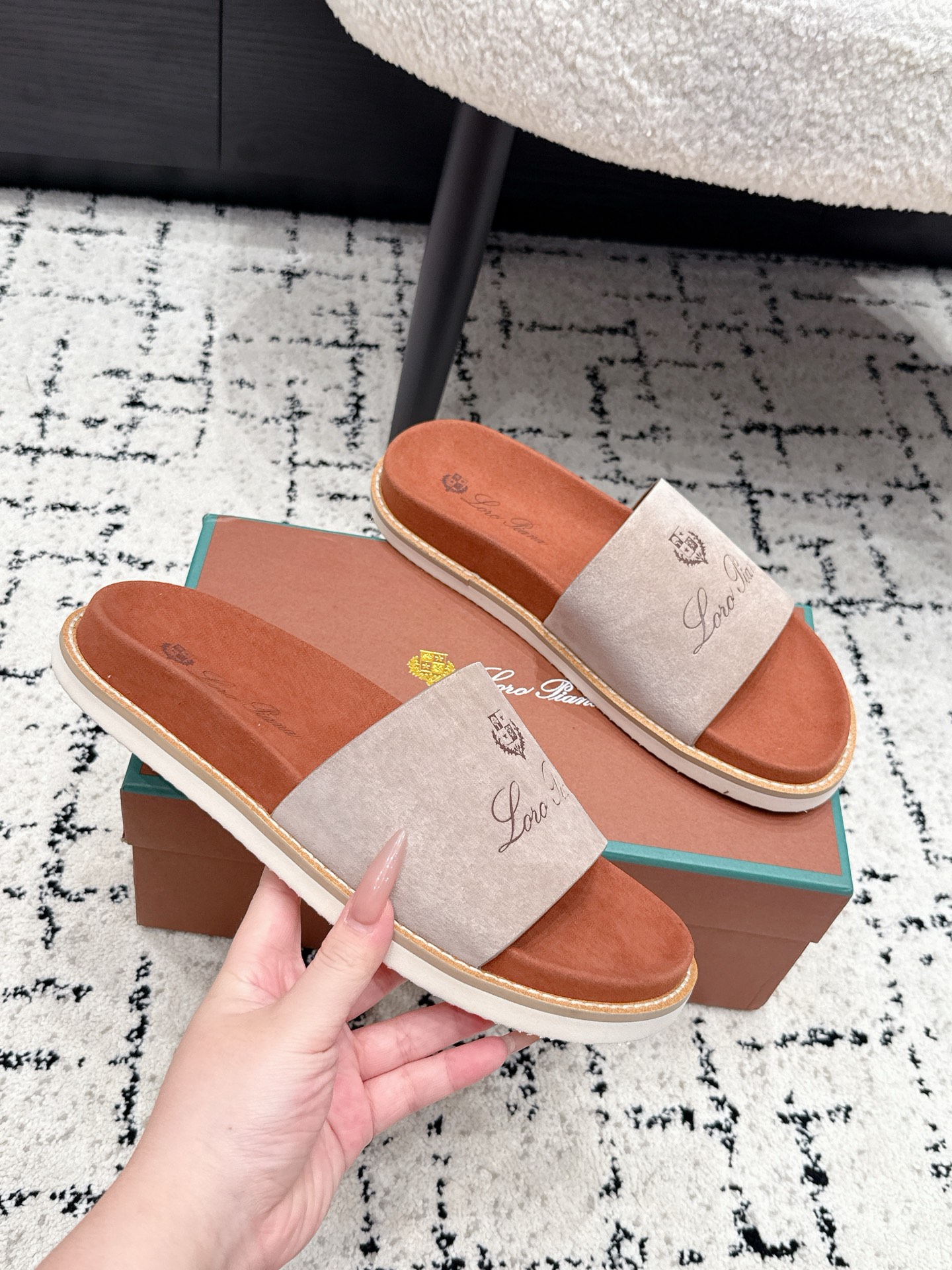 Loro Piana Slides