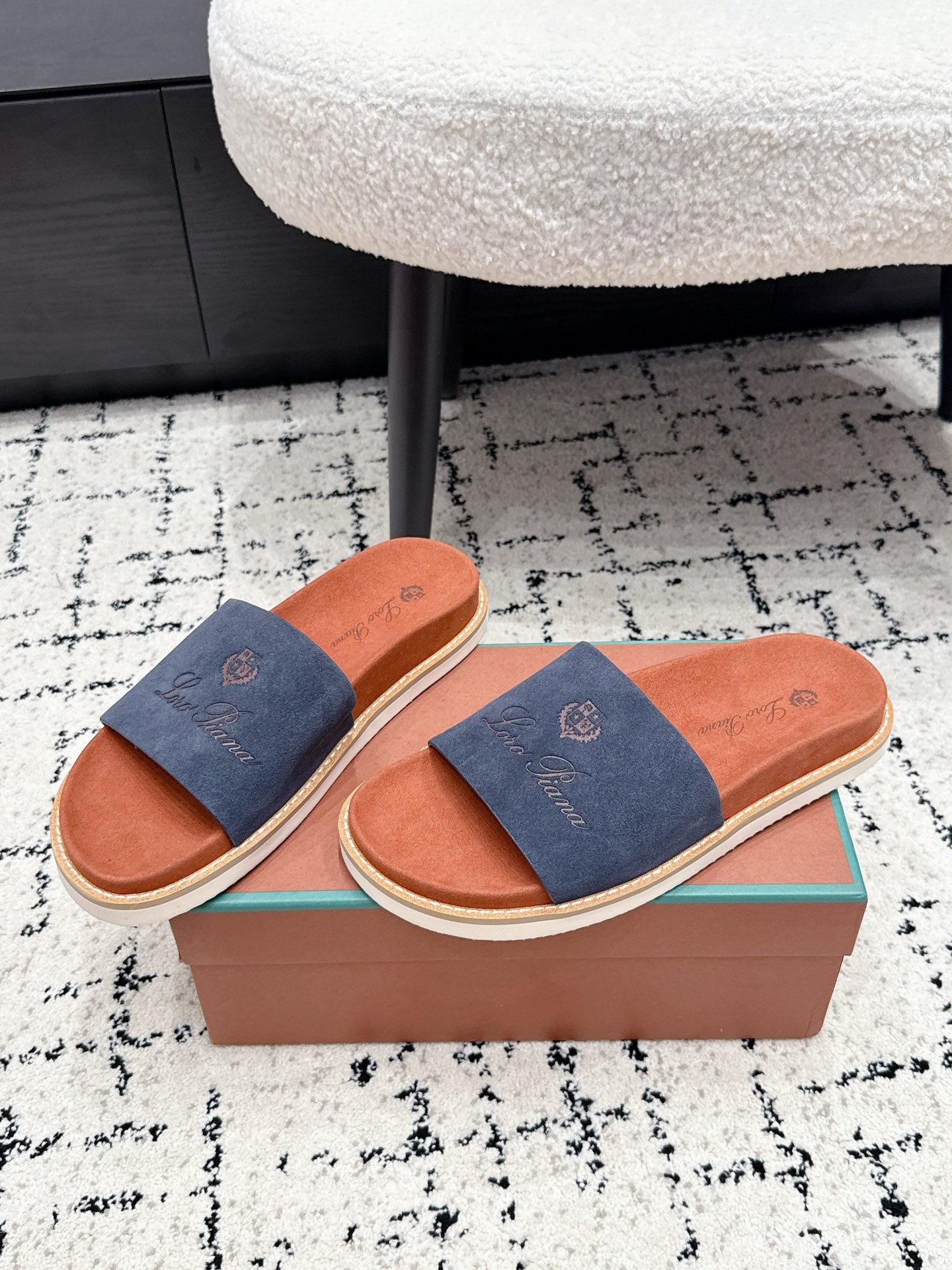 Loro Piana Slides