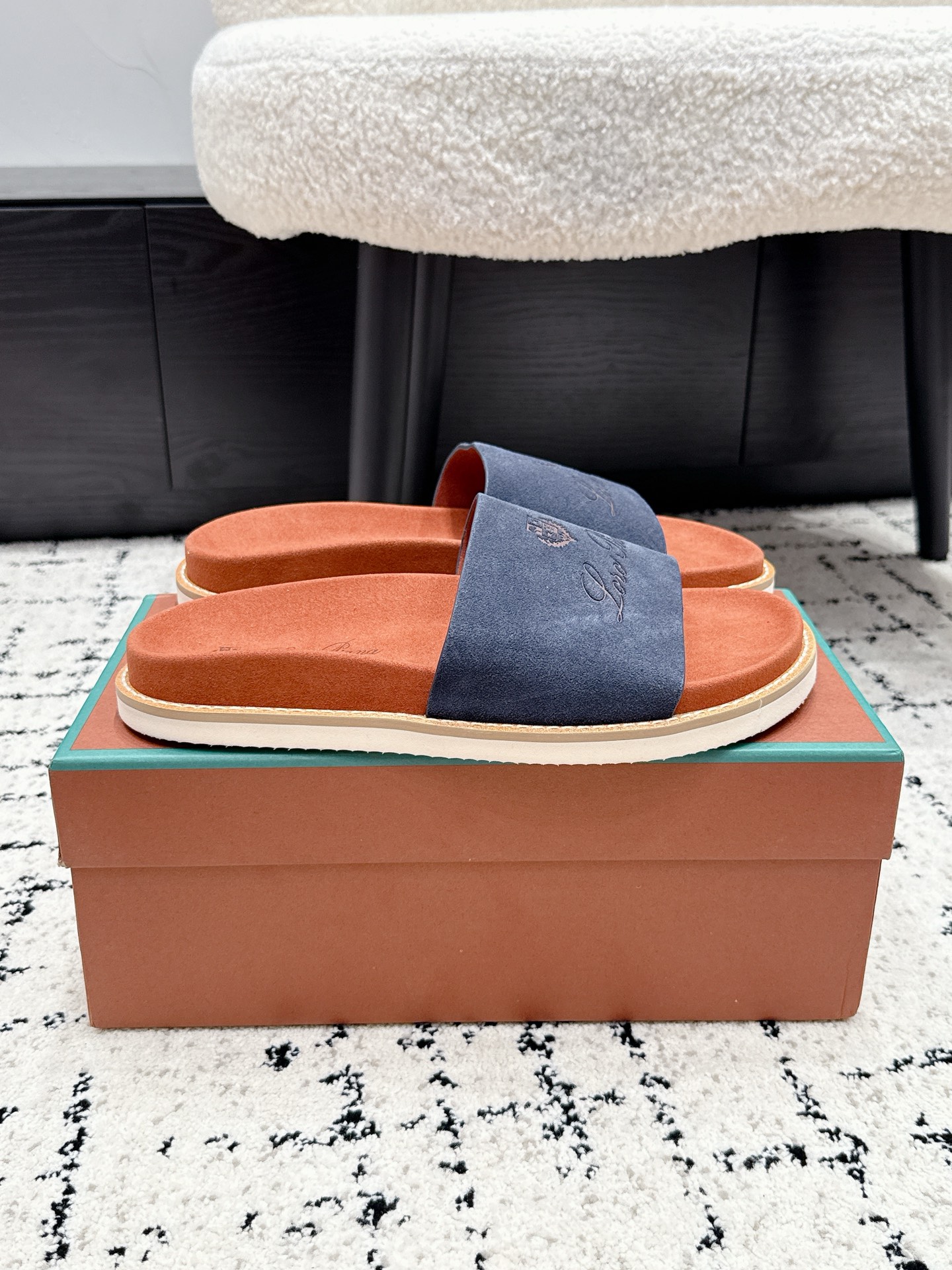 Loro Piana Slides