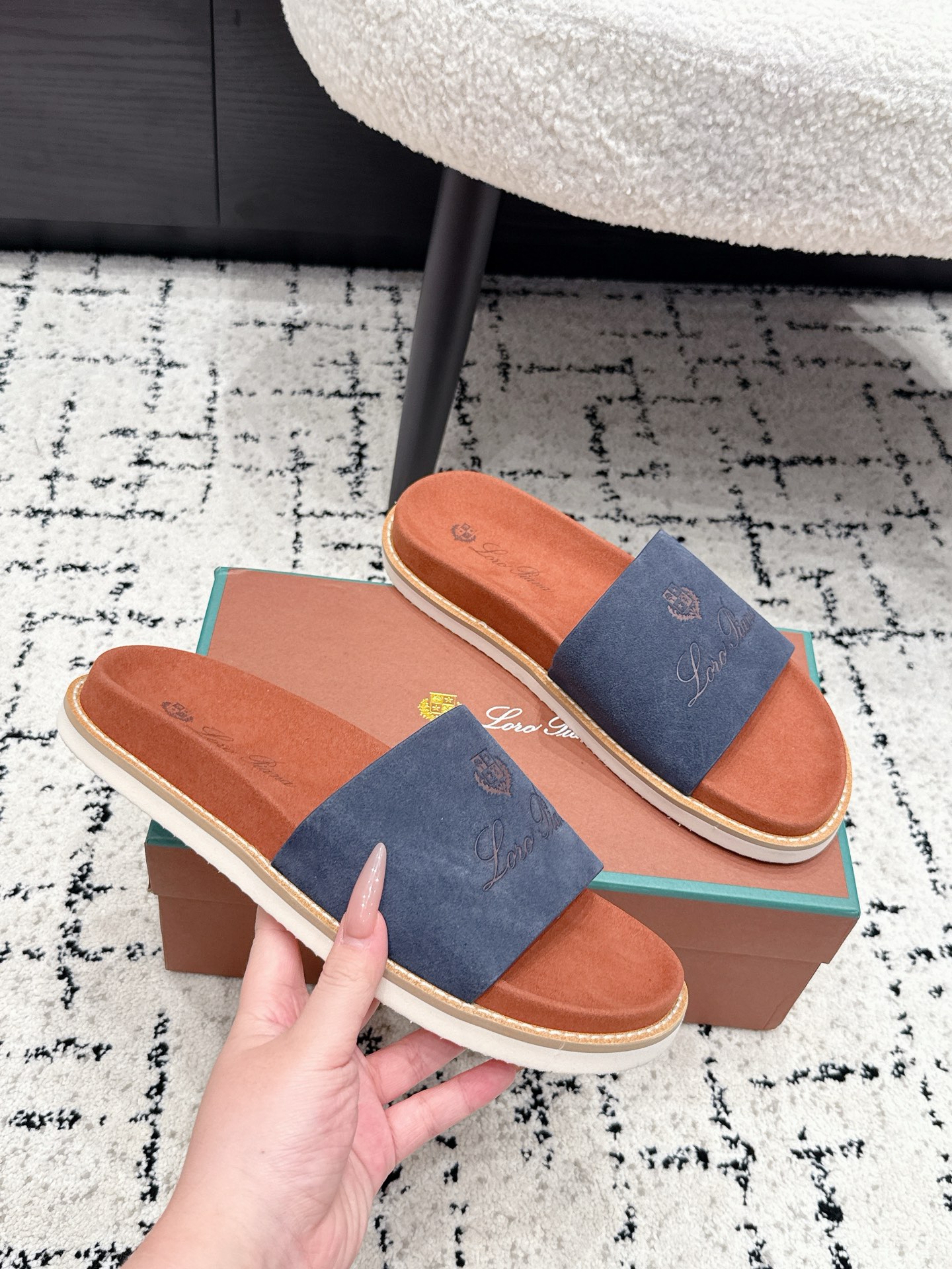 Loro Piana Slides
