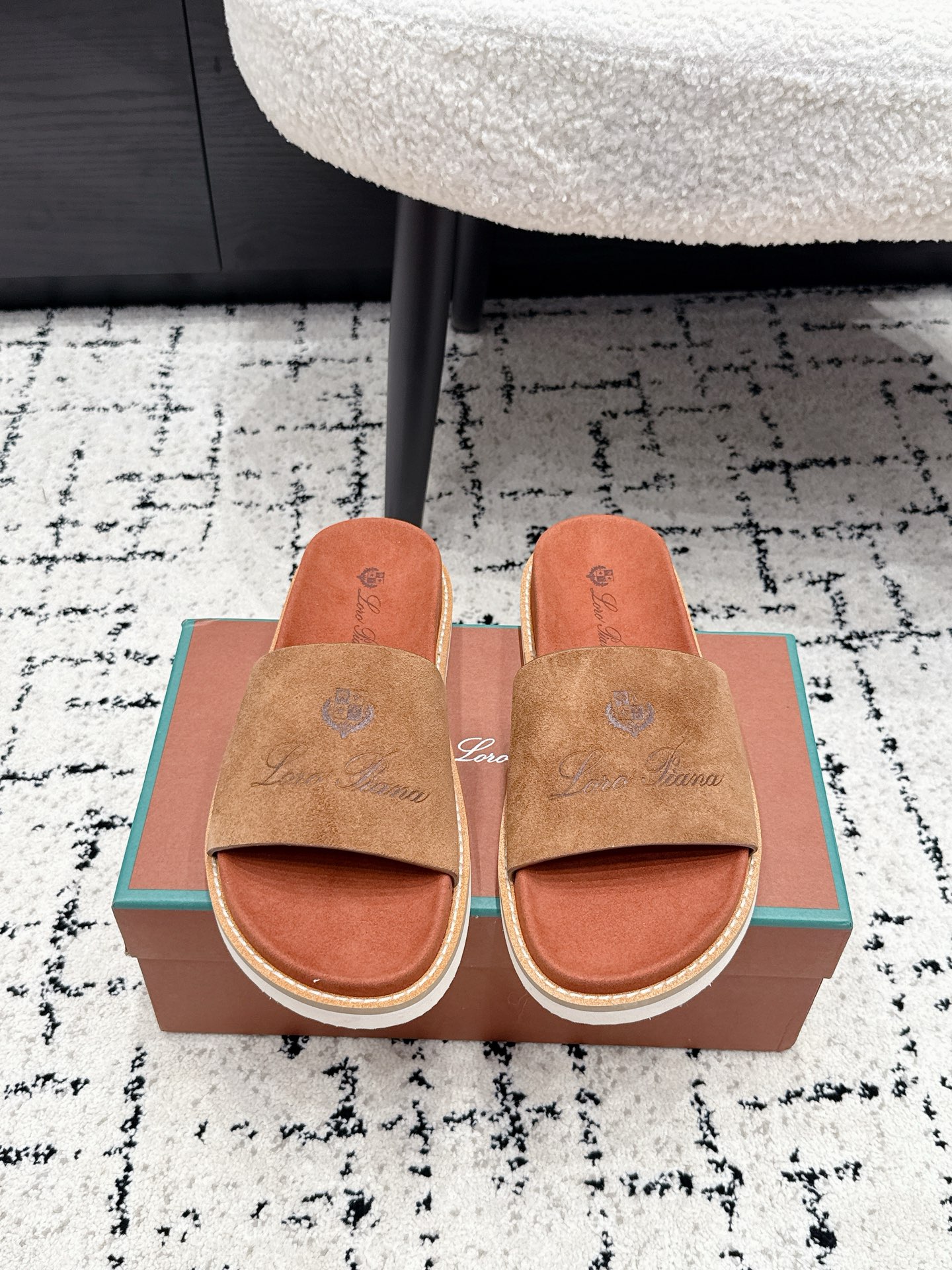 Loro Piana Slides