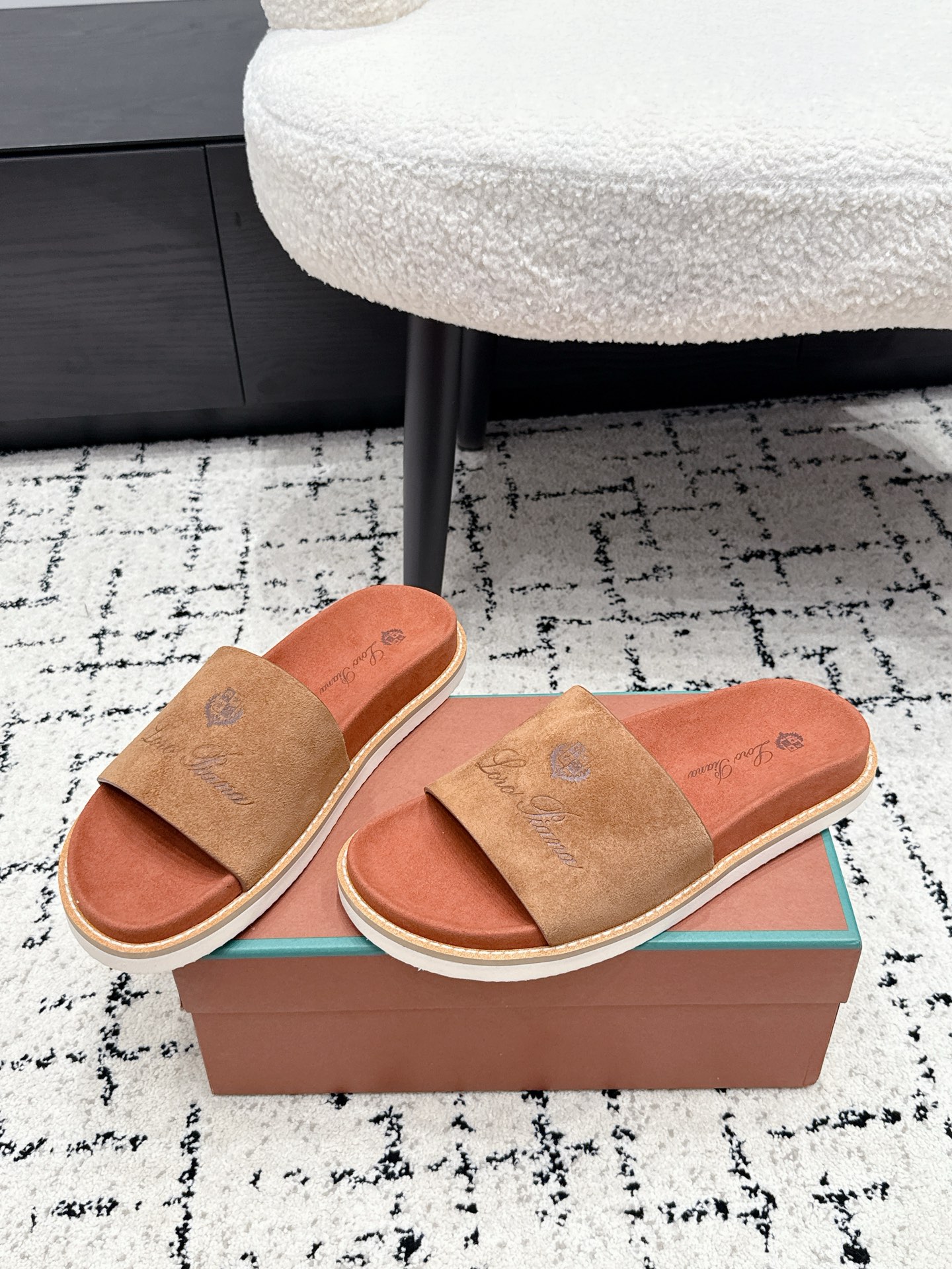 Loro Piana Slides