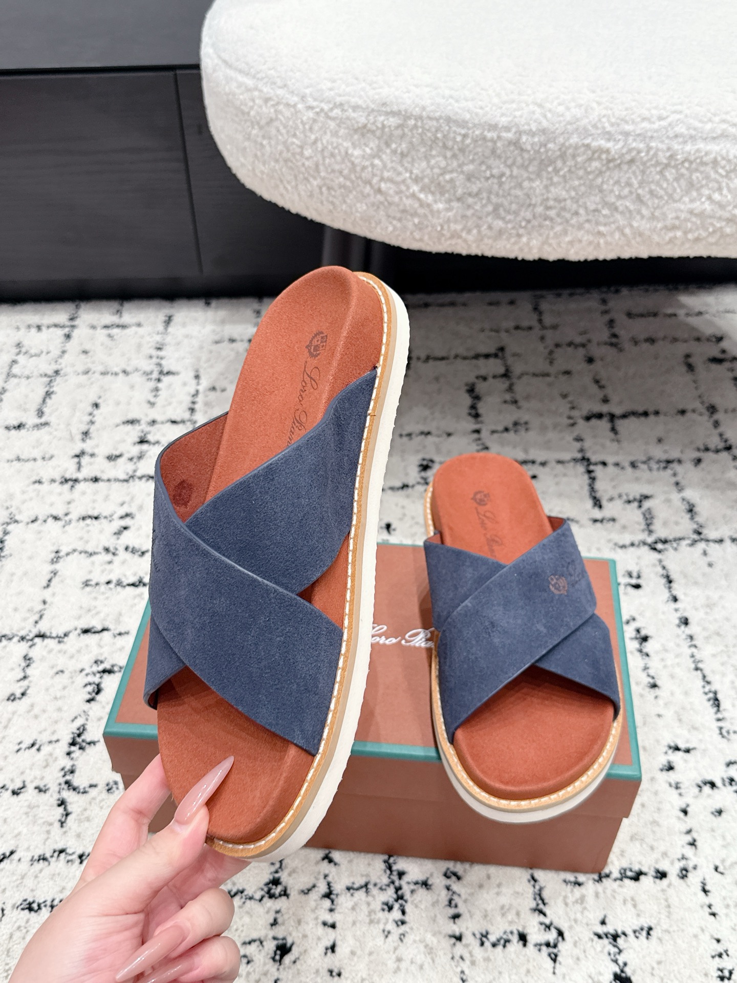 Loro Piana Slides