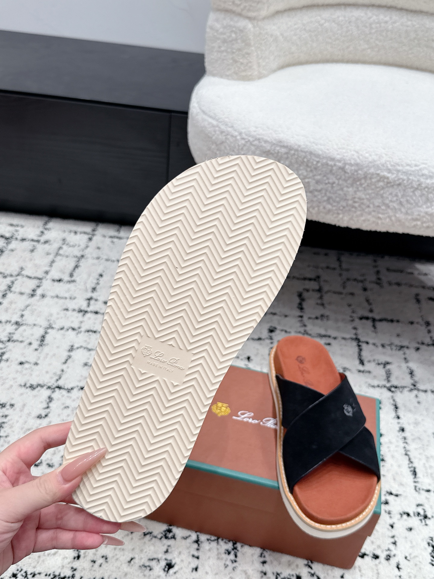 Loro Piana Slides
