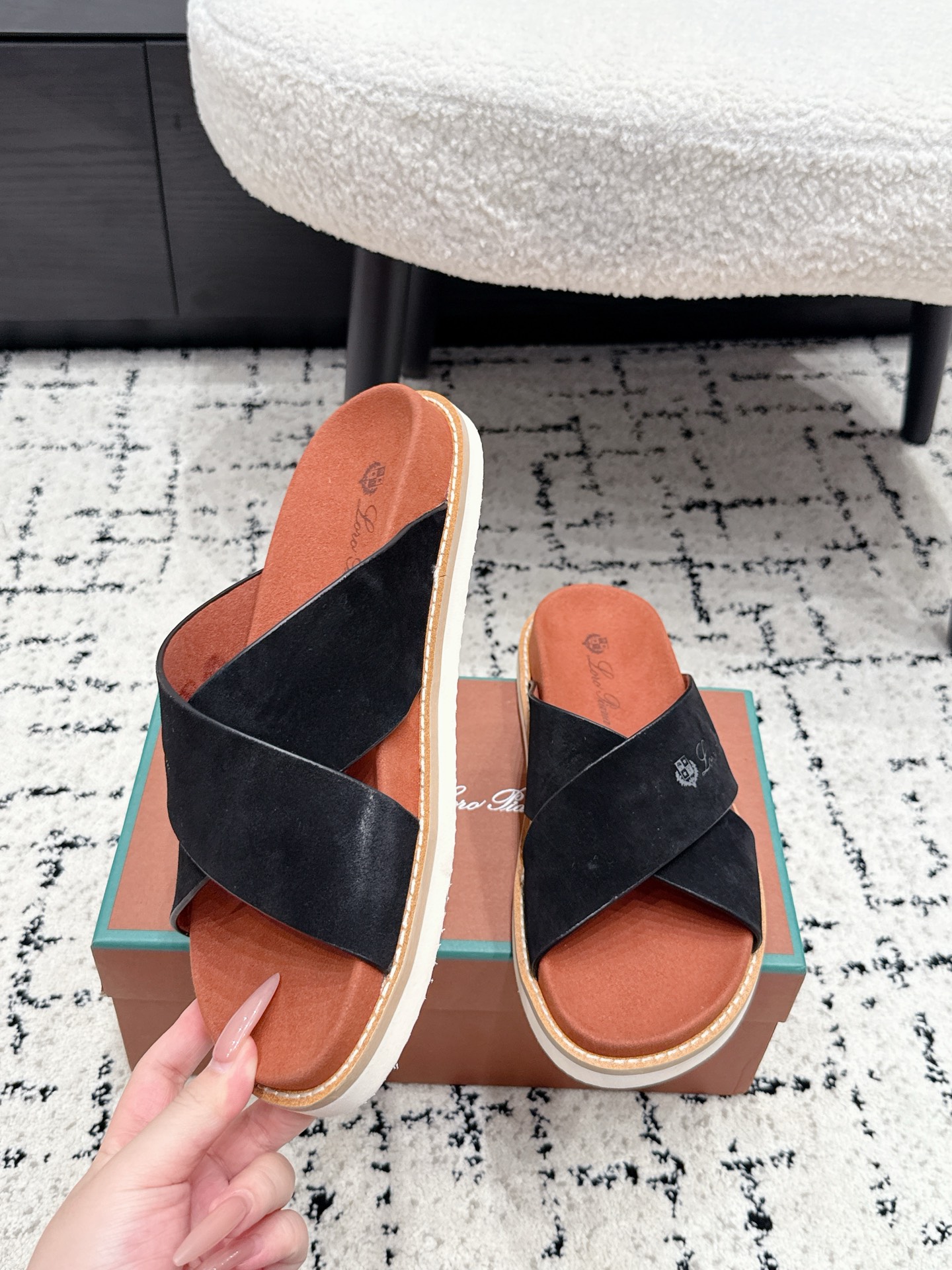 Loro Piana Slides