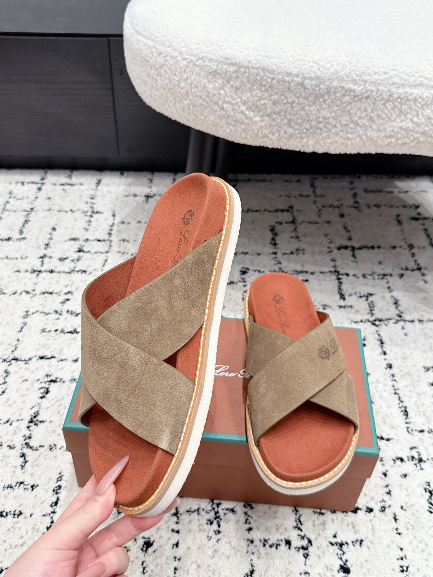 Loro Piana Slides