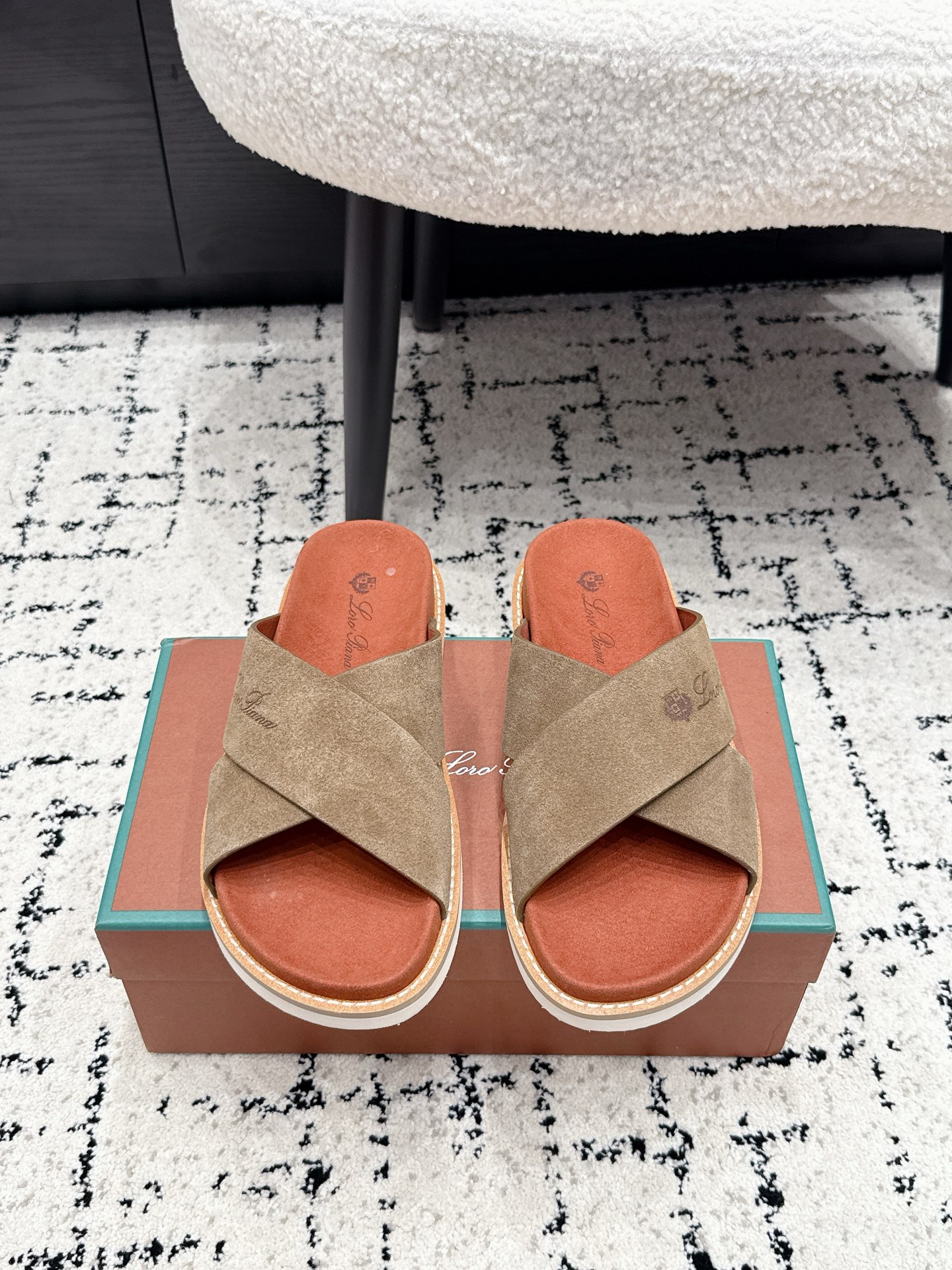 Loro Piana Slides