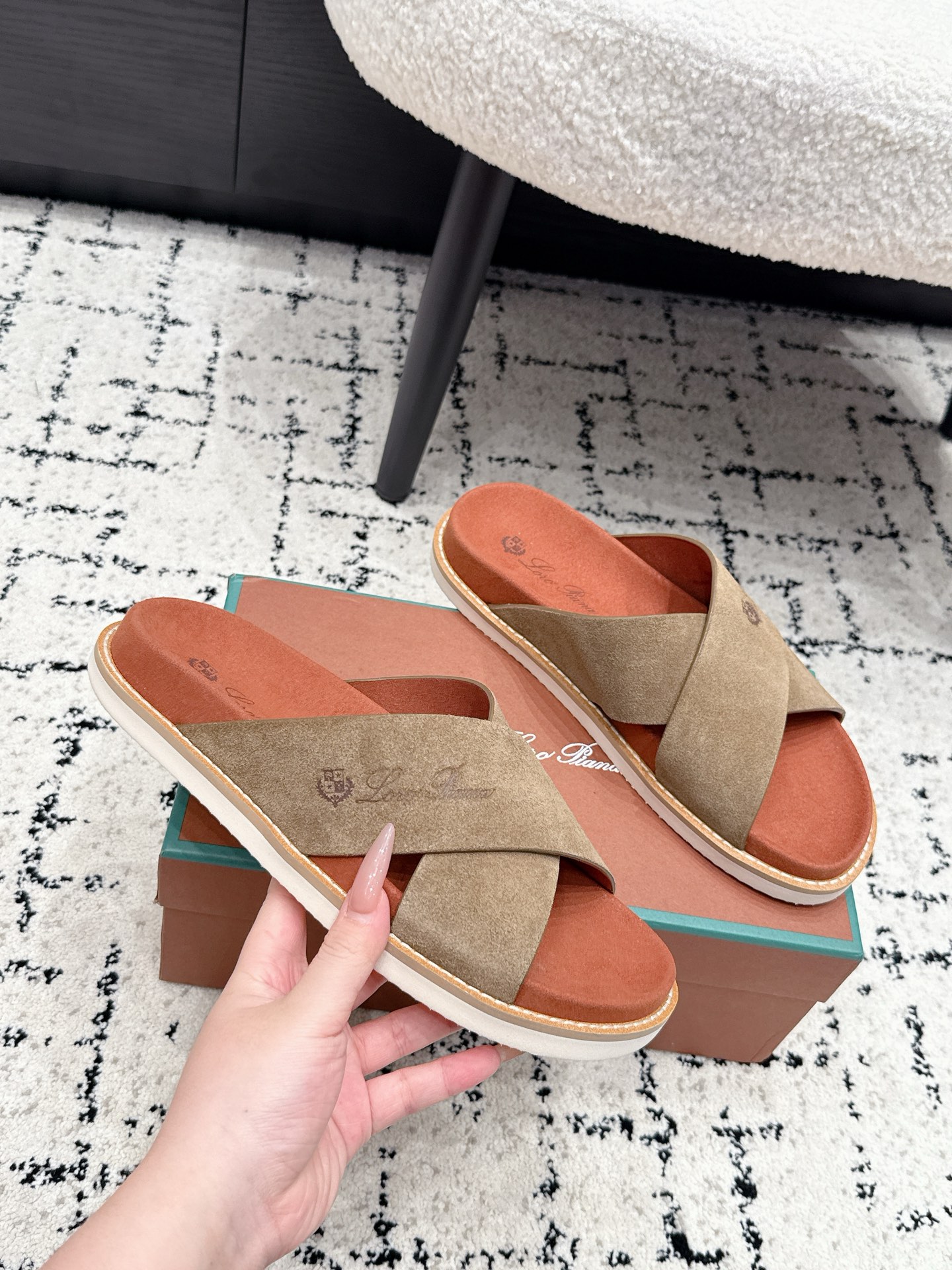 Loro Piana Slides