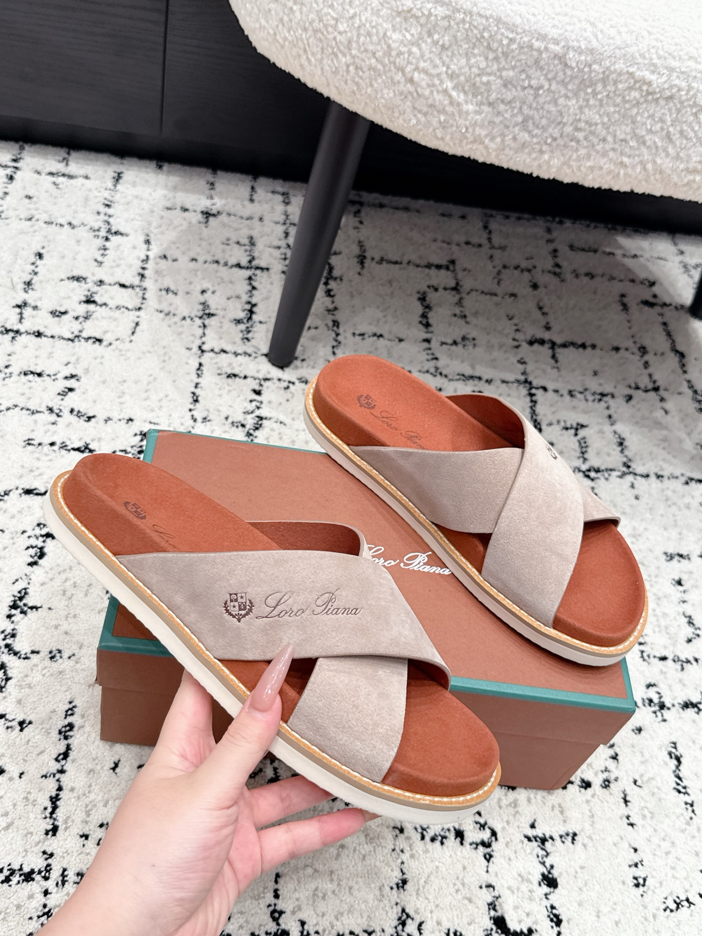 Loro Piana Slides