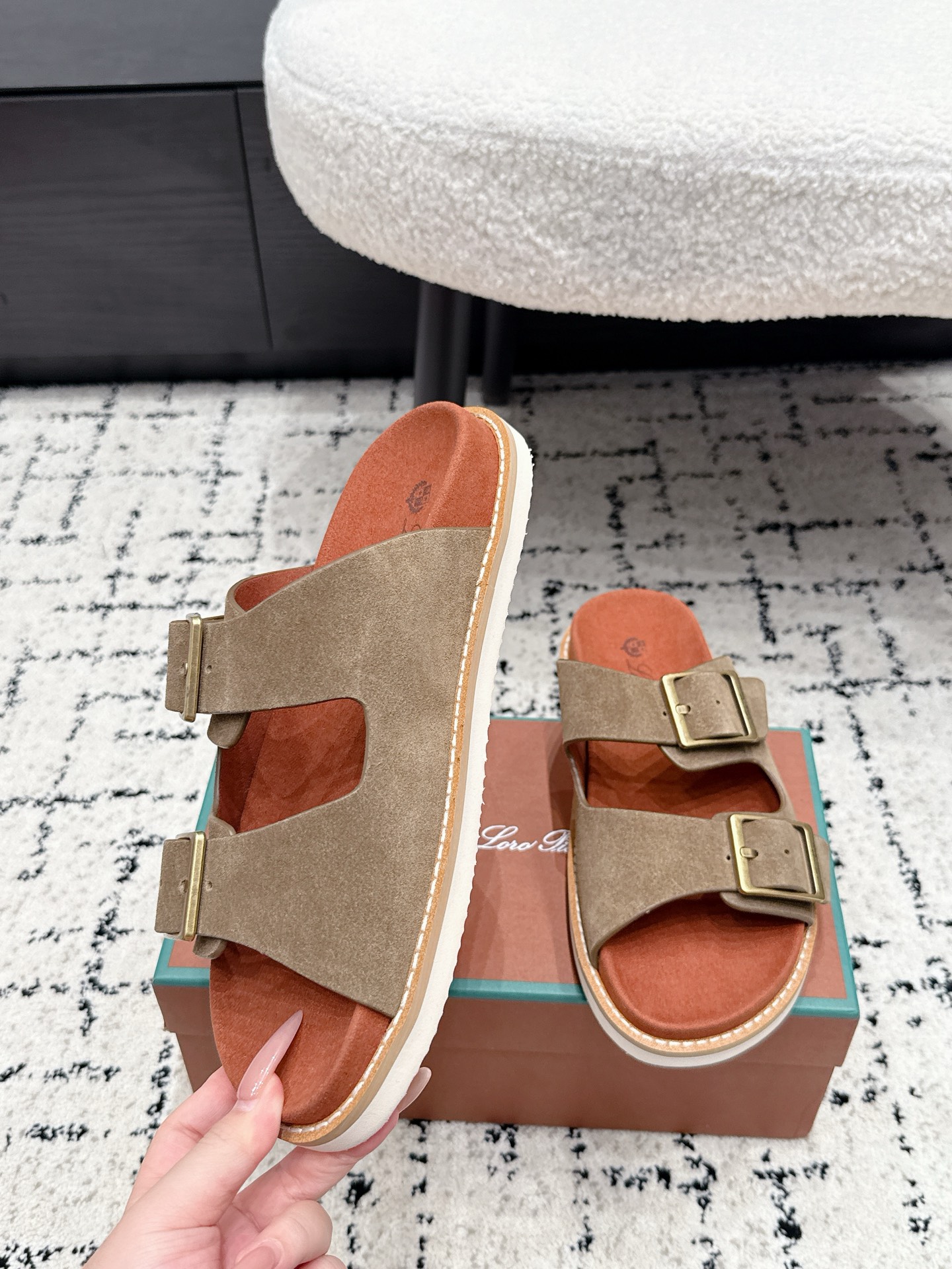Loro Piana Slides