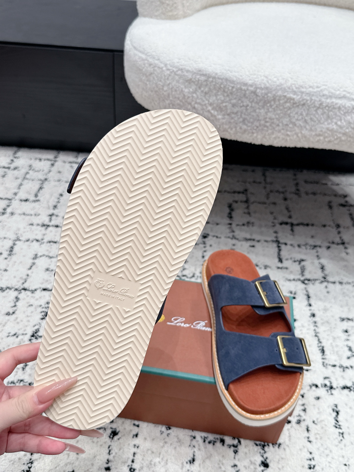 Loro Piana Slides