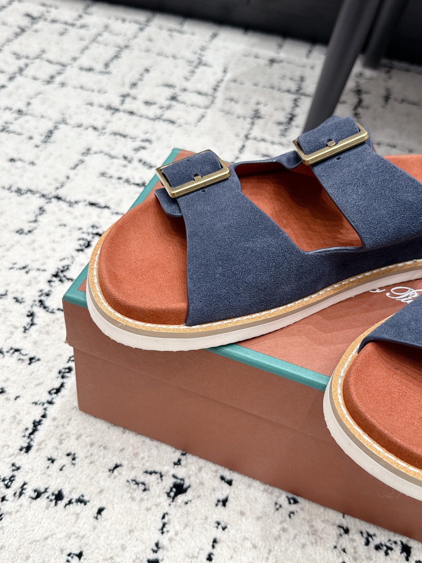 Loro Piana Slides