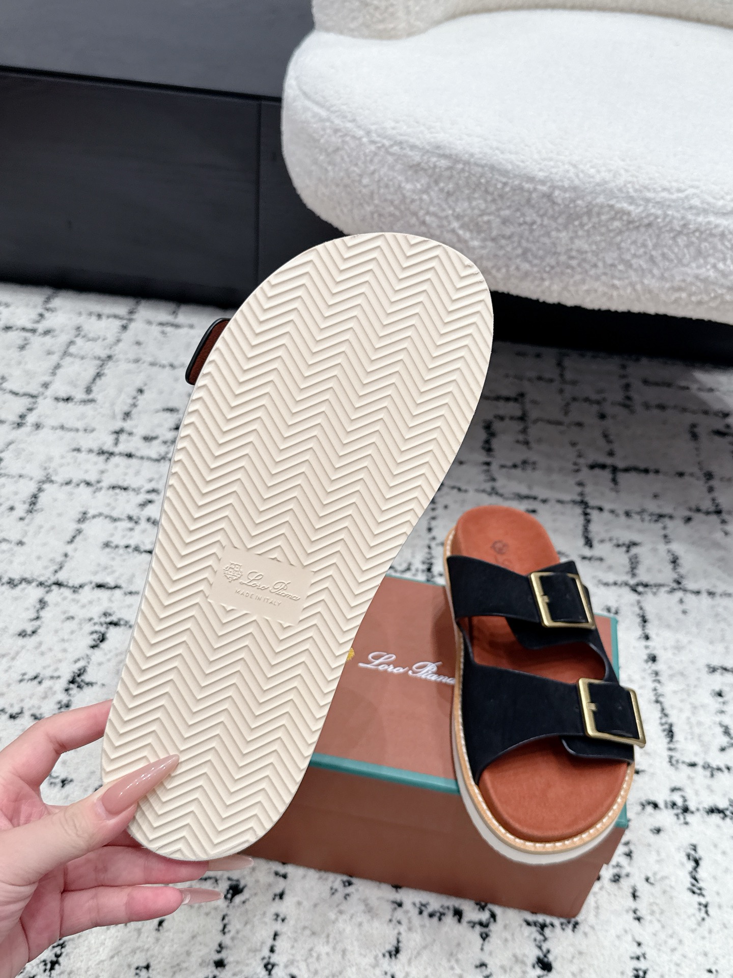 Loro Piana Slides