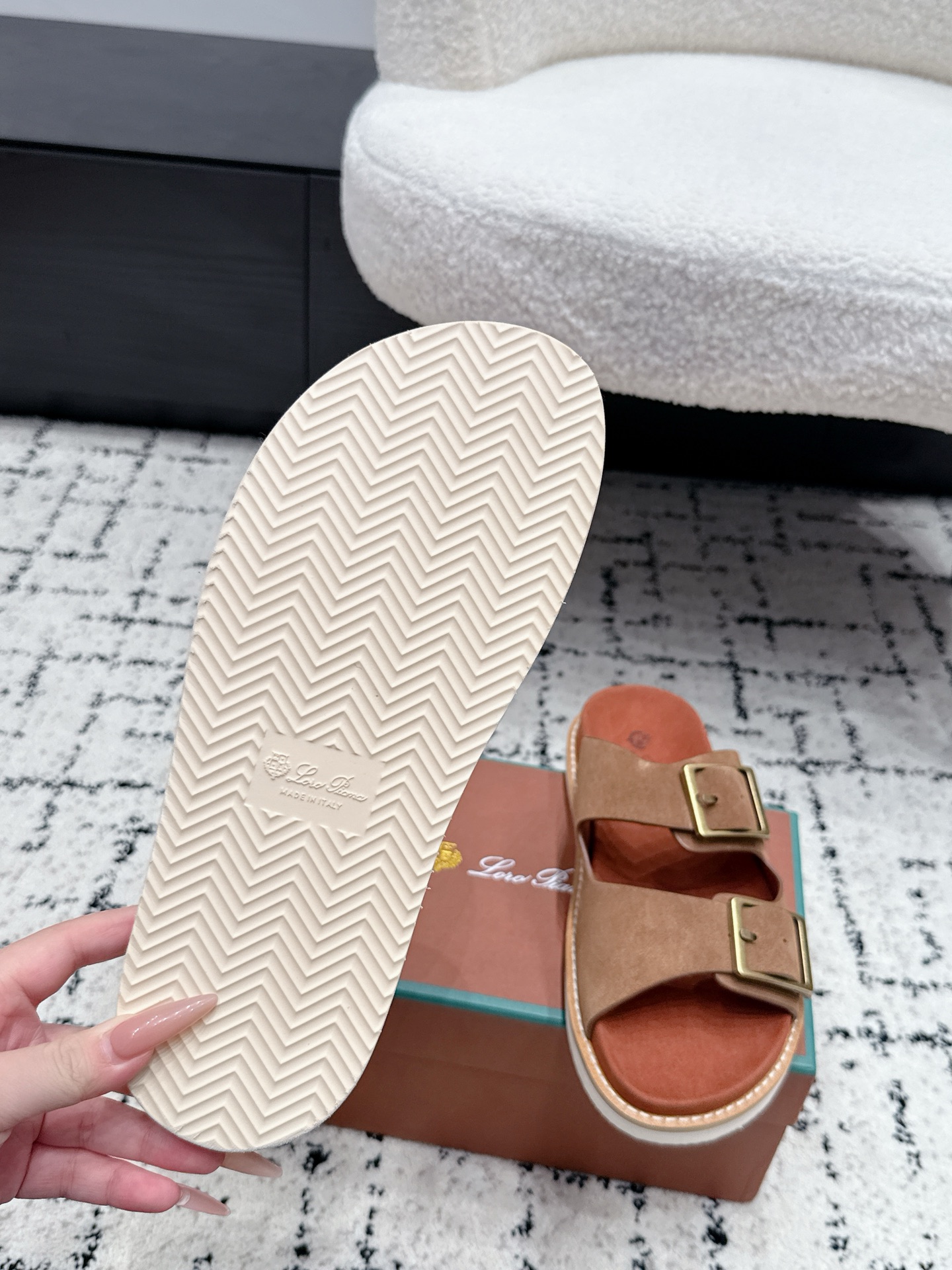 Loro Piana Slides