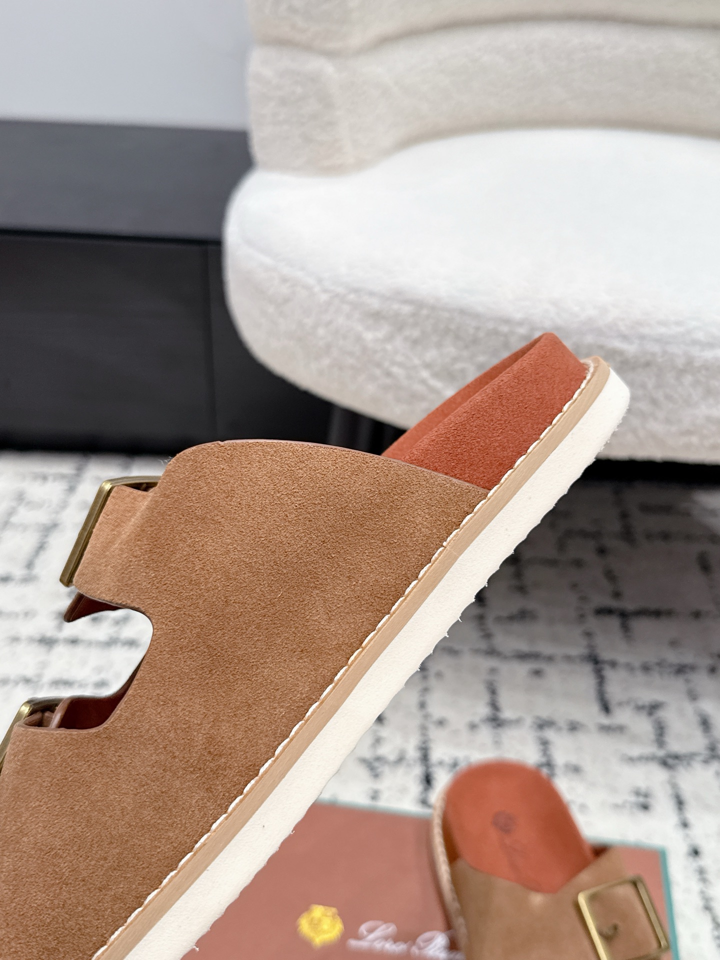 Loro Piana Slides