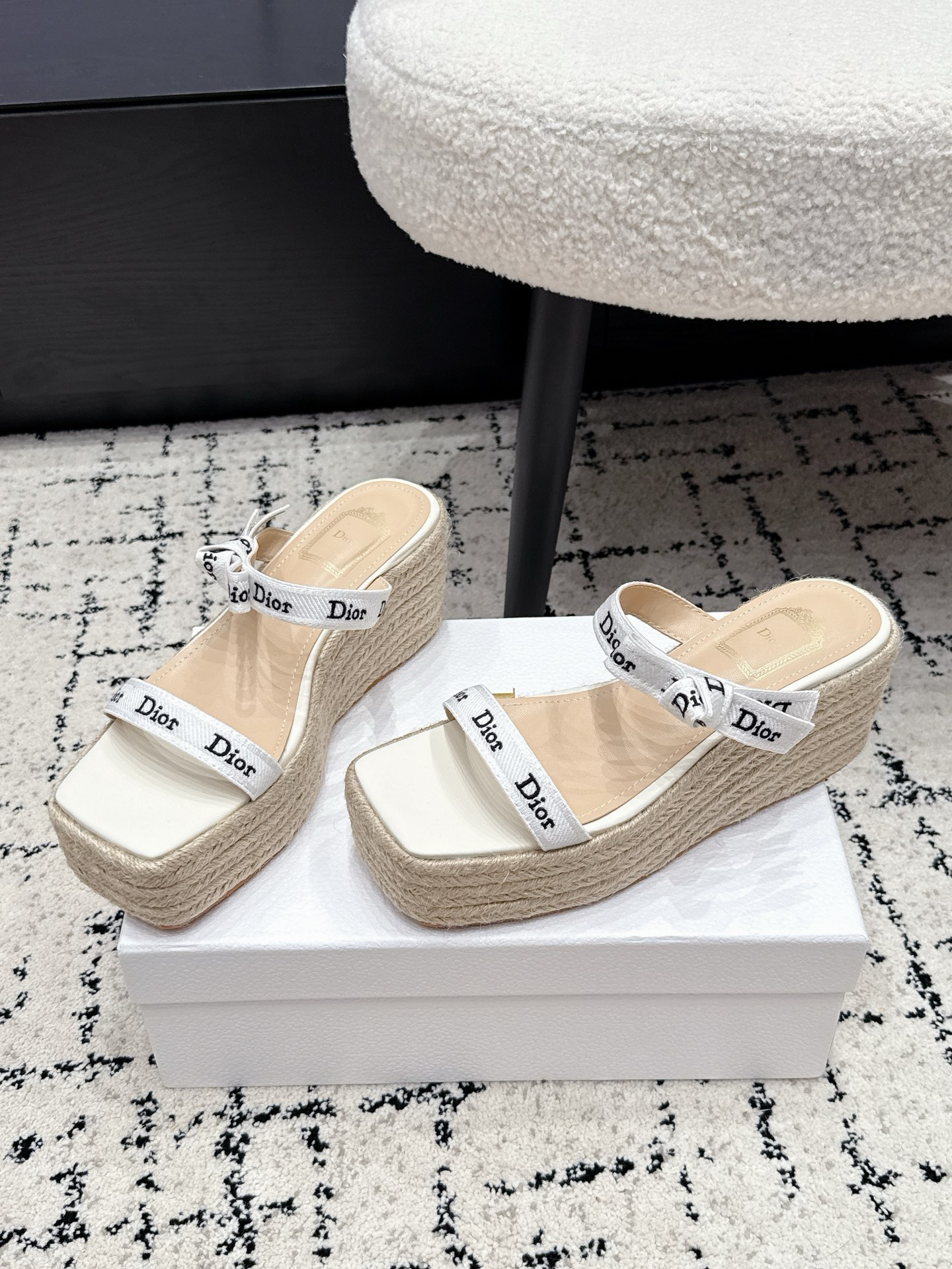 Dior Slides