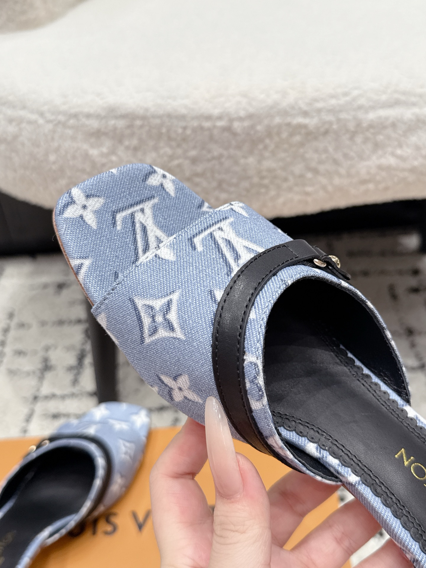 Louis Vuitton Slides