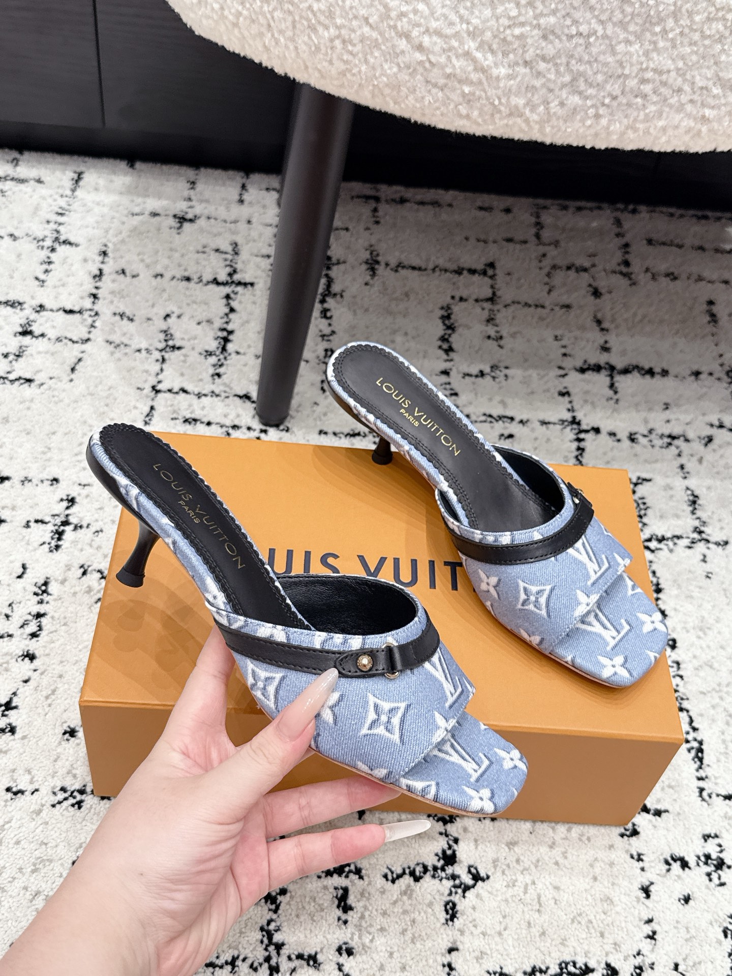 Louis Vuitton Slides