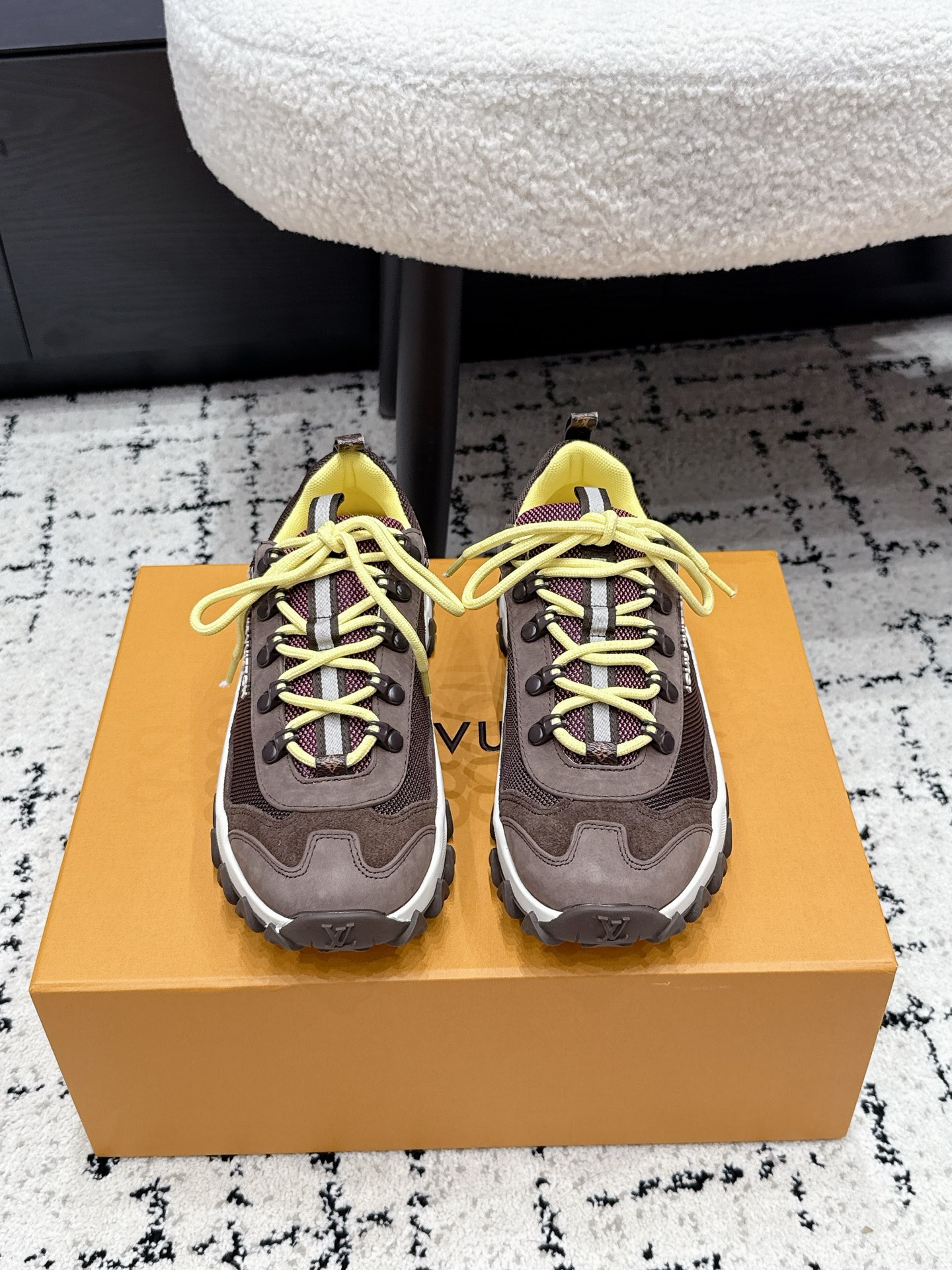 Louis Vuitton Sneakers