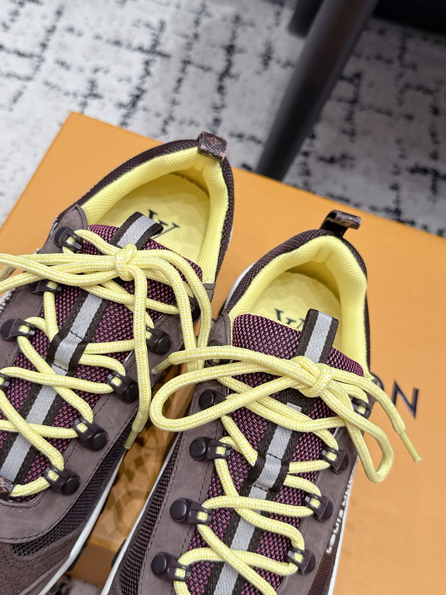 Louis Vuitton Sneakers