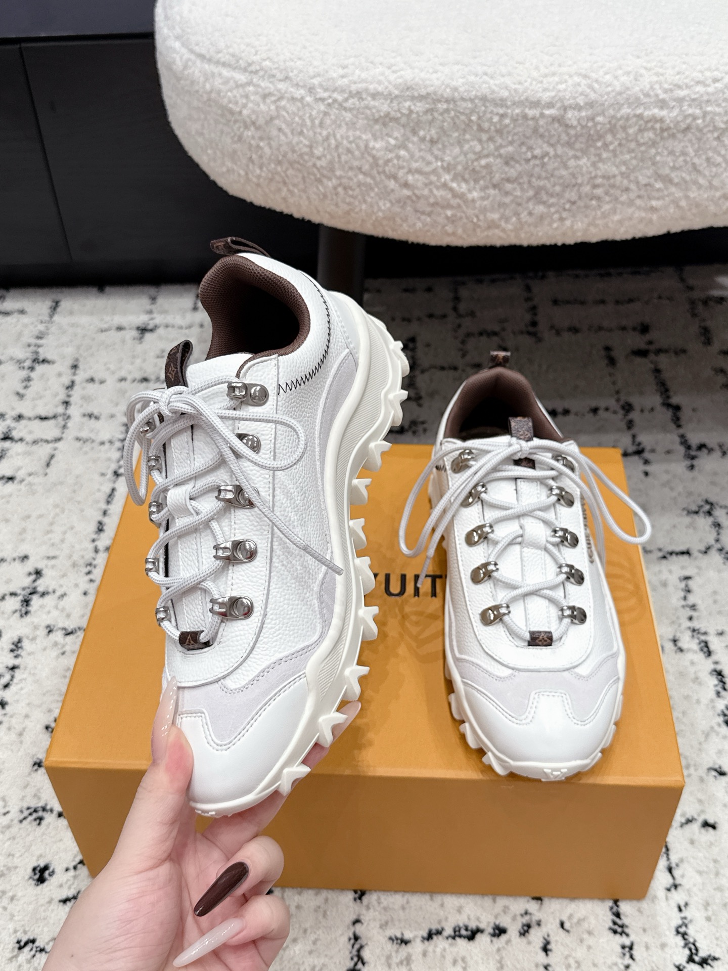 Louis Vuitton Sneakers
