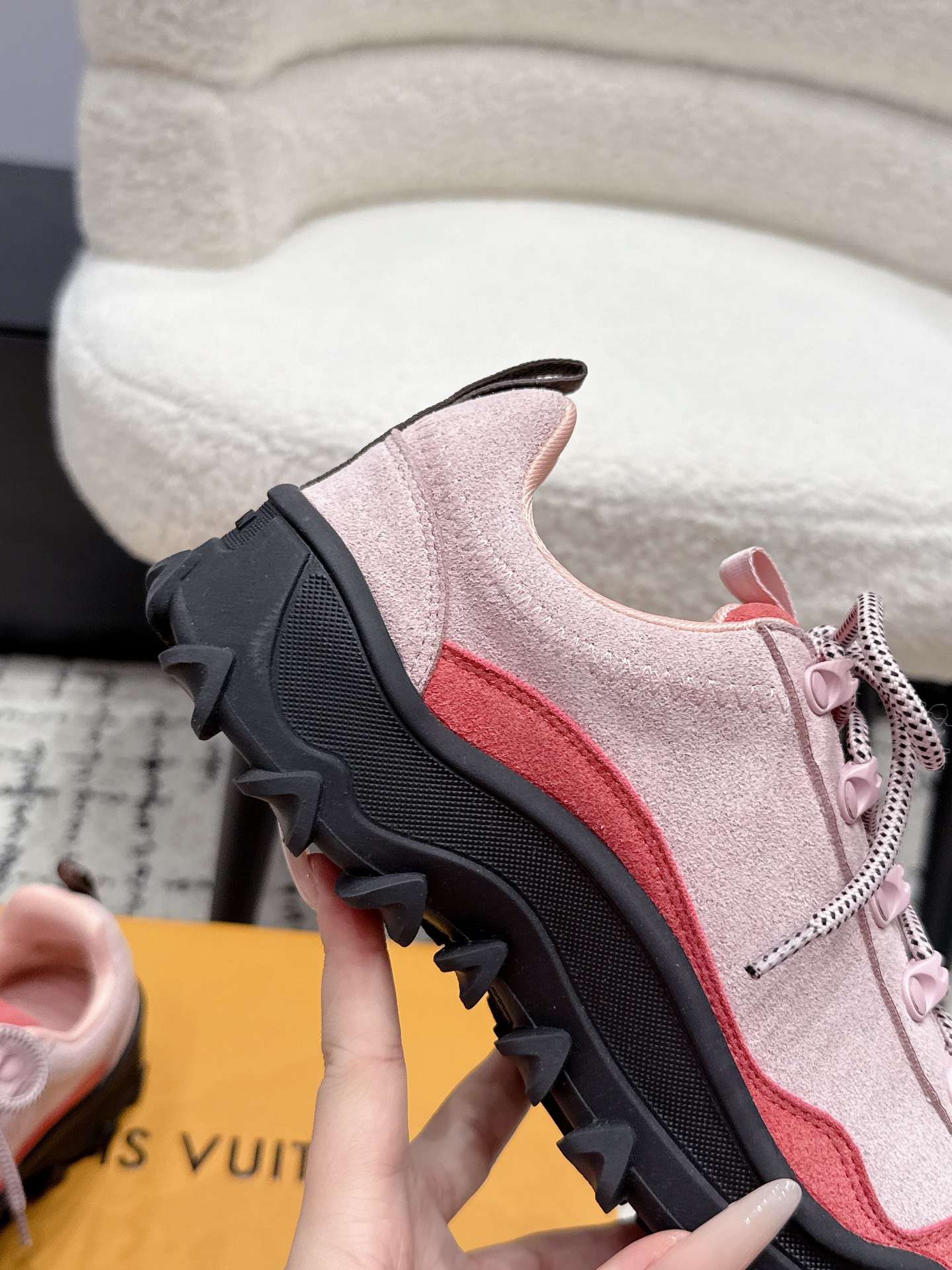 Louis Vuitton Sneakers
