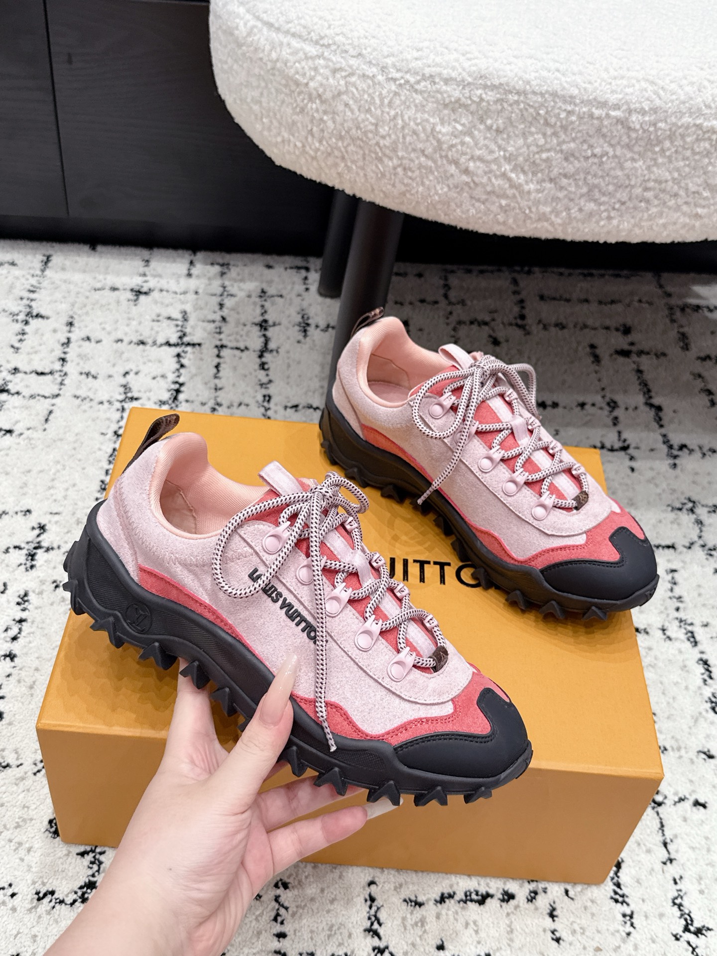 Louis Vuitton Sneakers