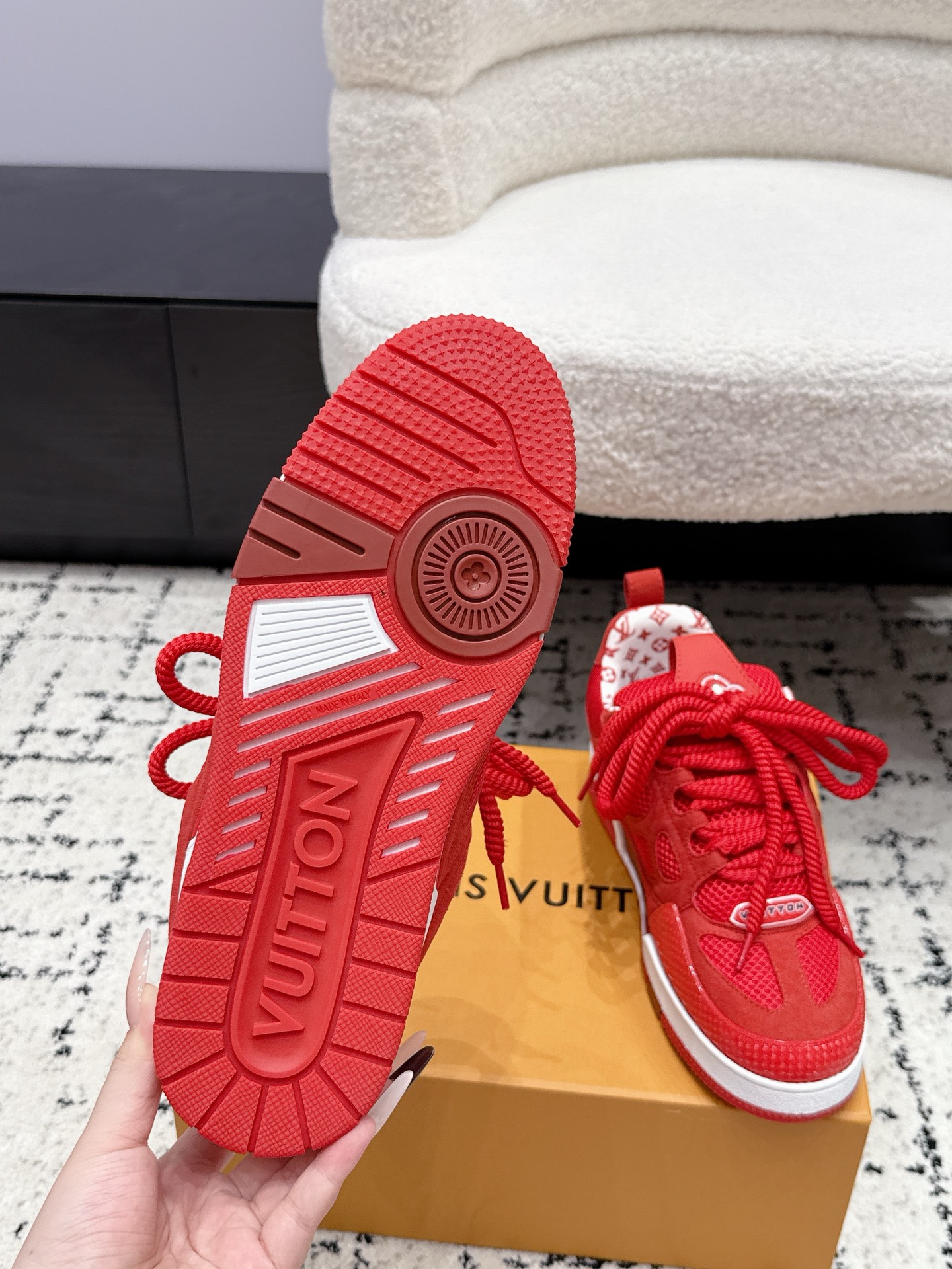 Louis Vuitton Sneakers