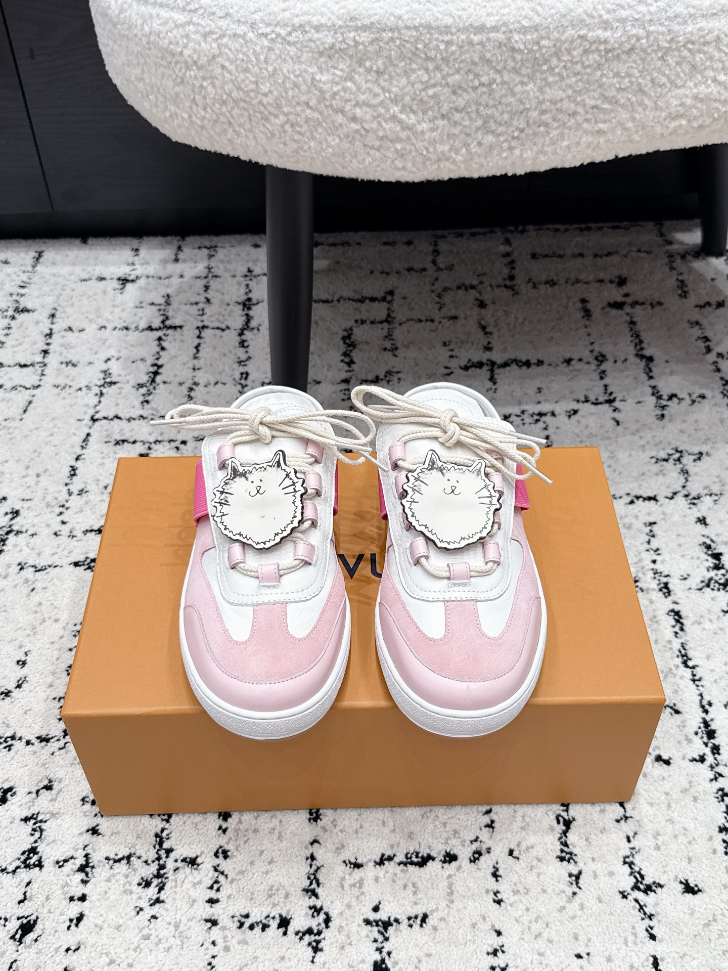 Louis Vuitton Slides