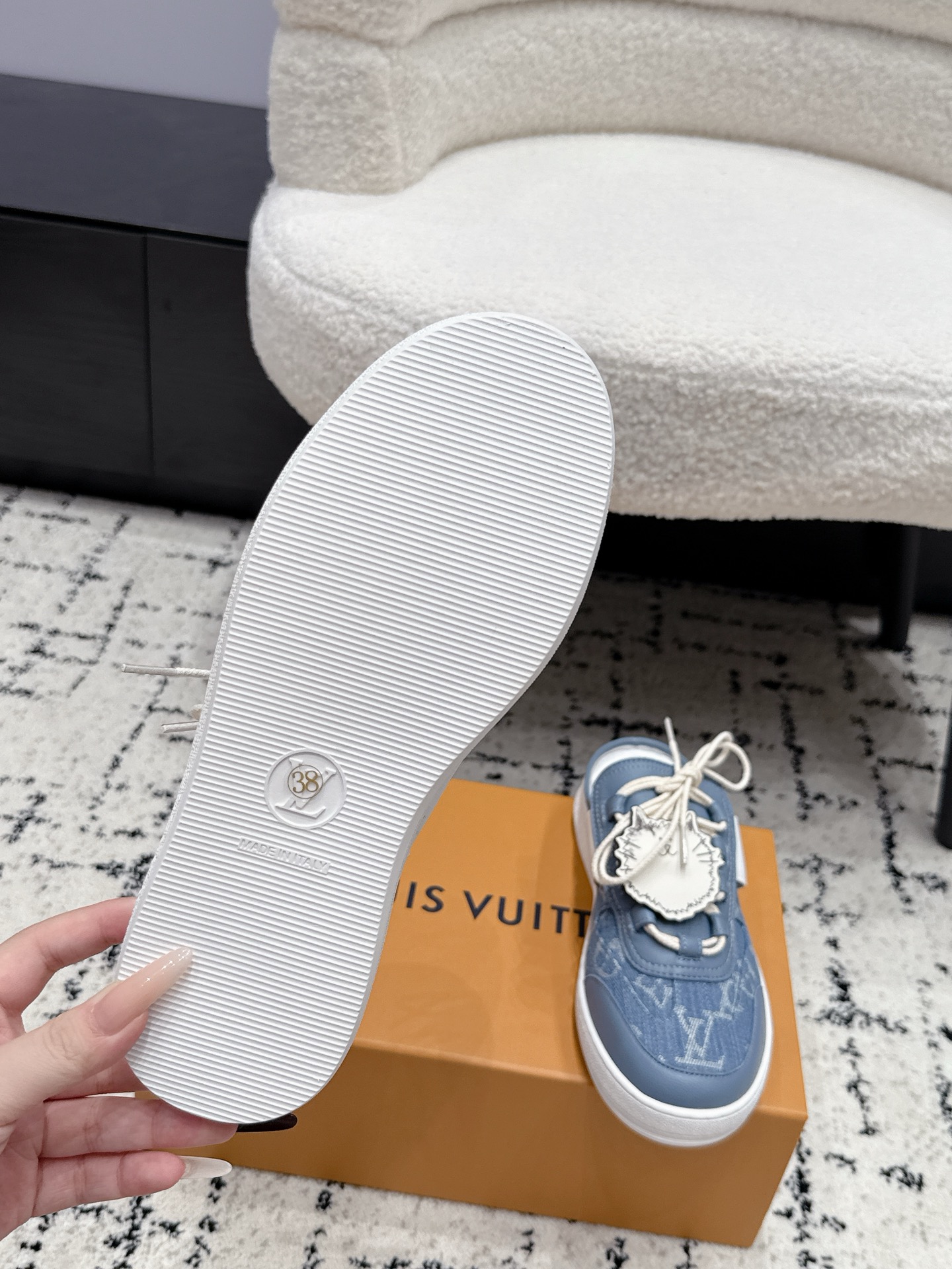 Louis Vuitton Slides