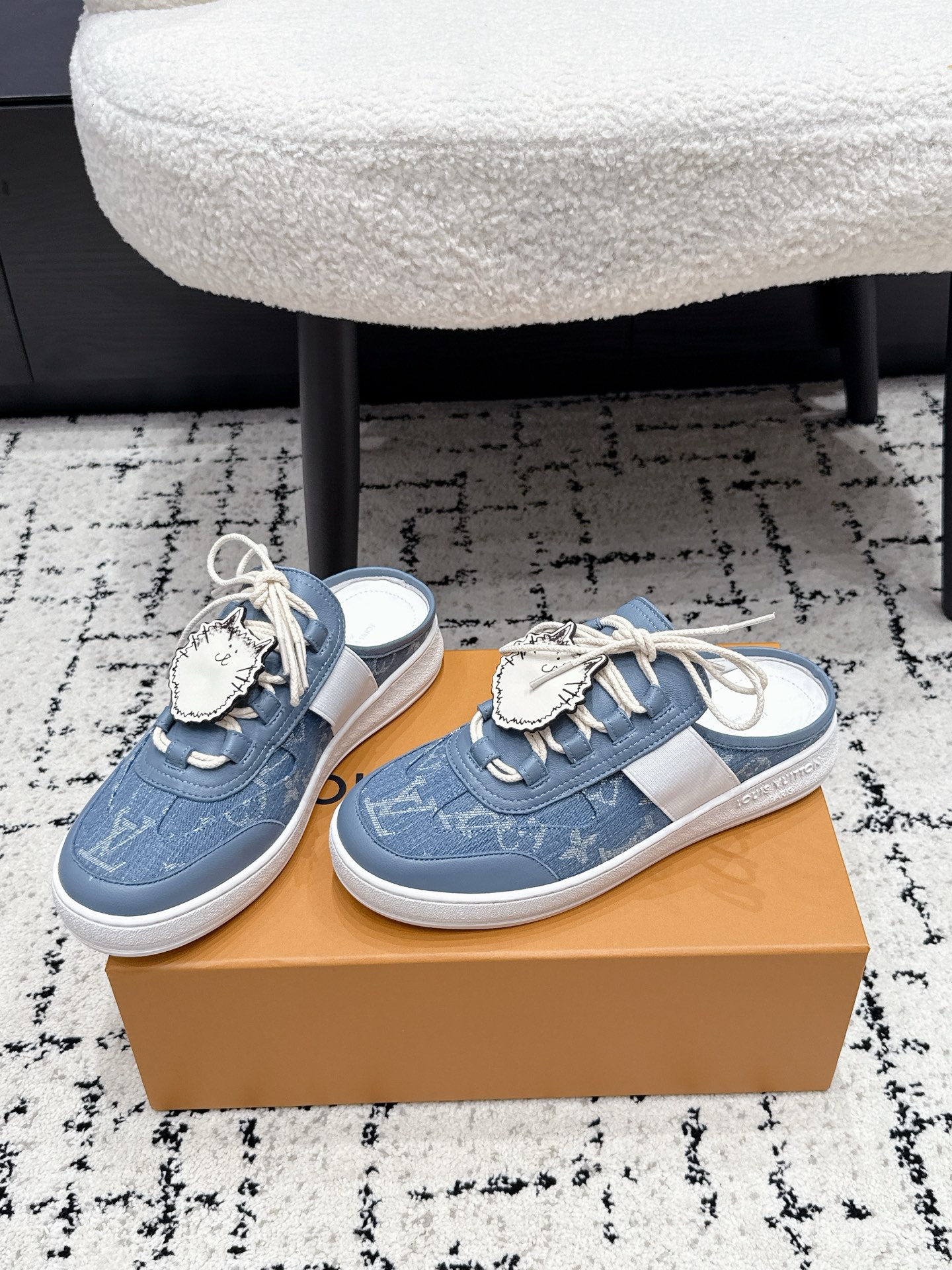 Louis Vuitton Slides