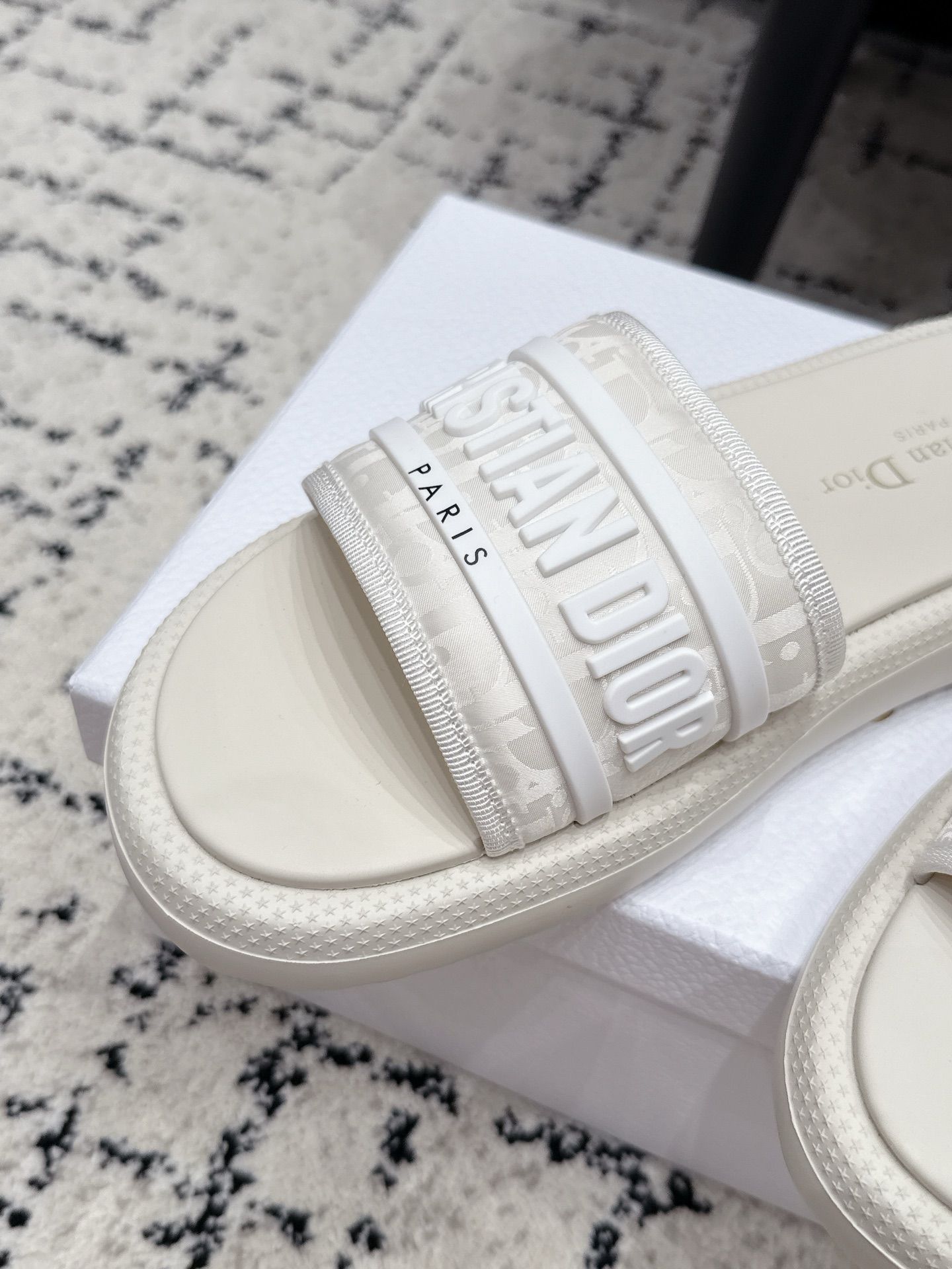 Dior Slides