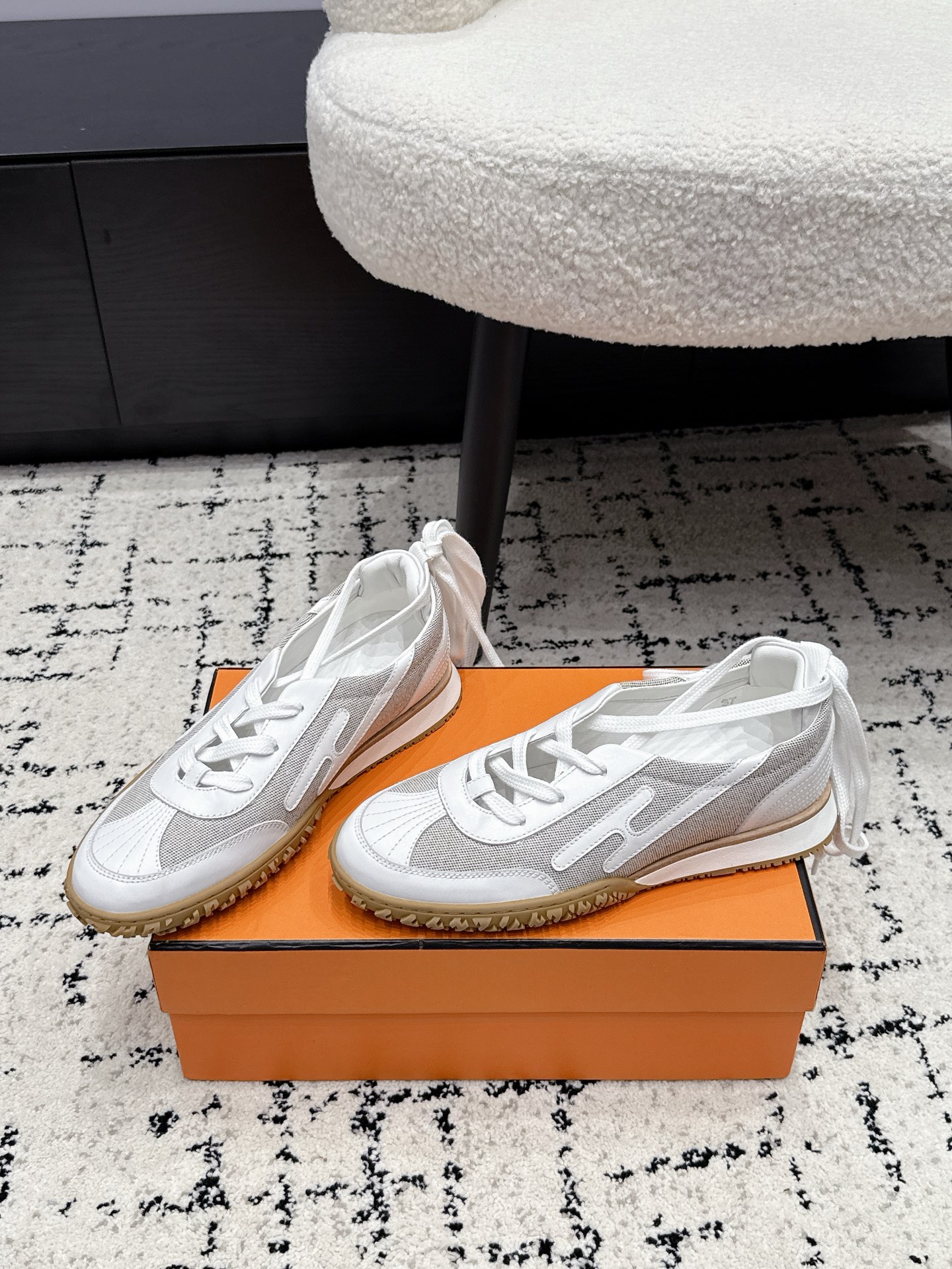 Hermes Sneakers
