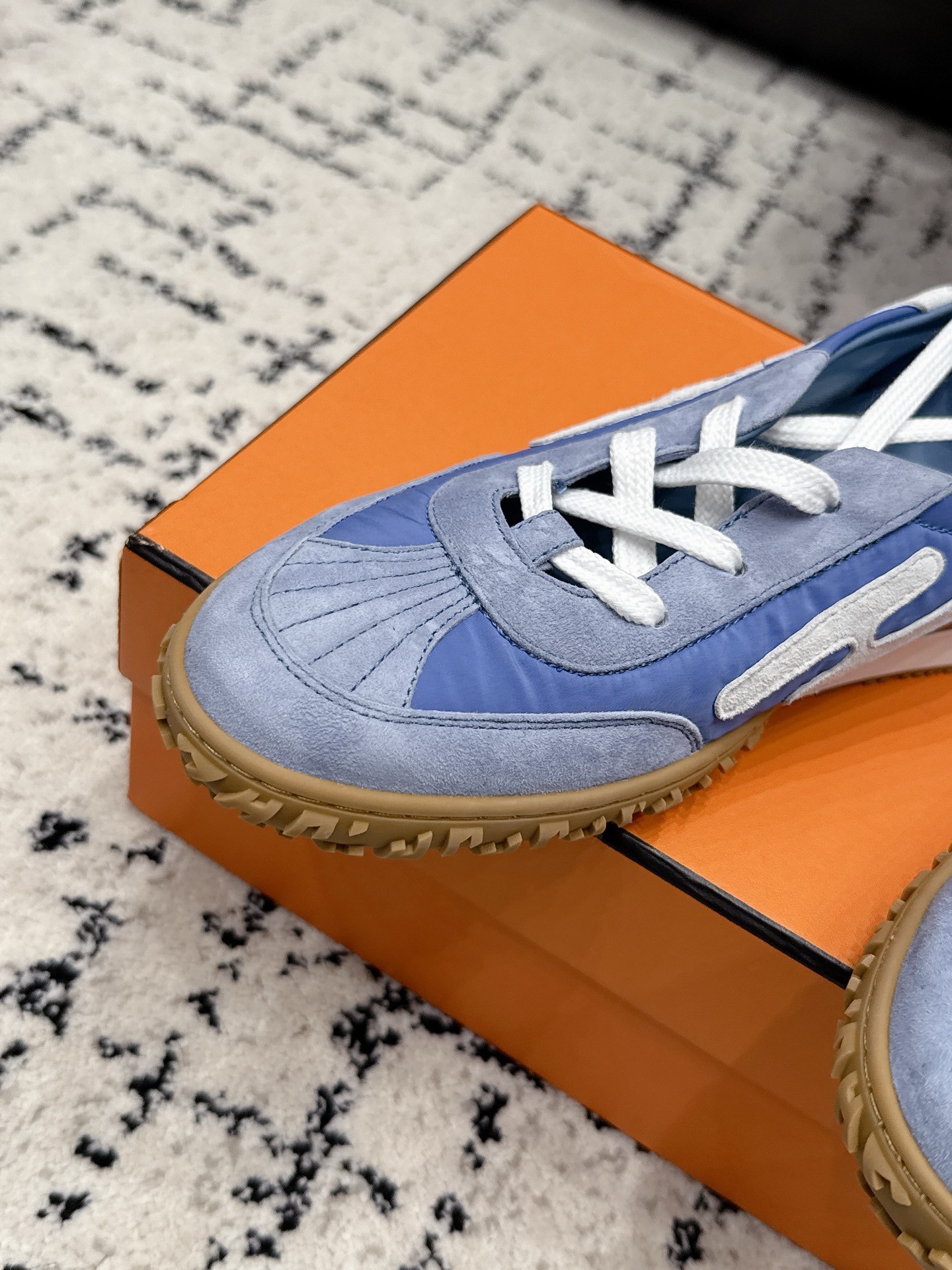 Hermes Sneakers