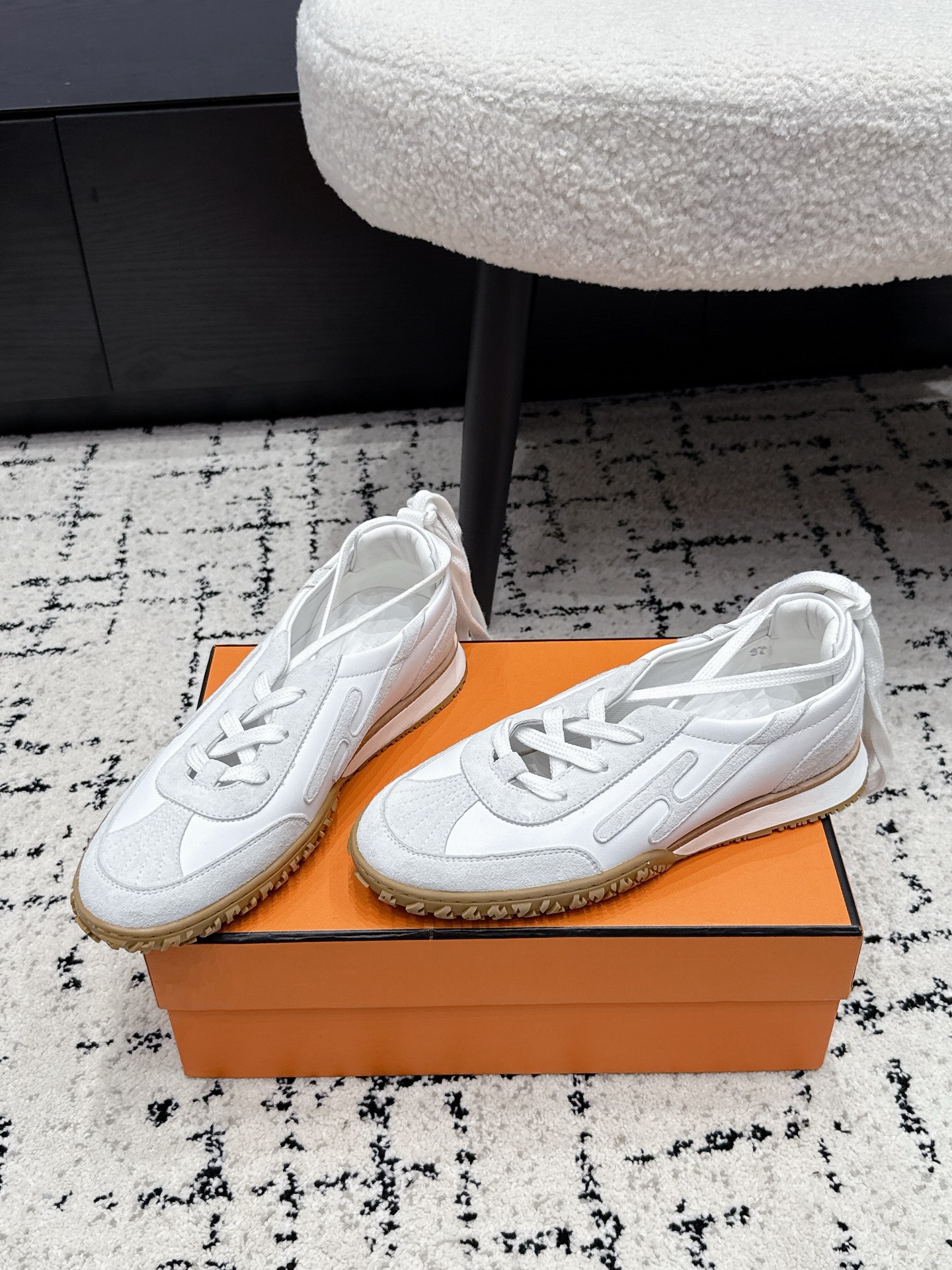 Hermes Sneakers