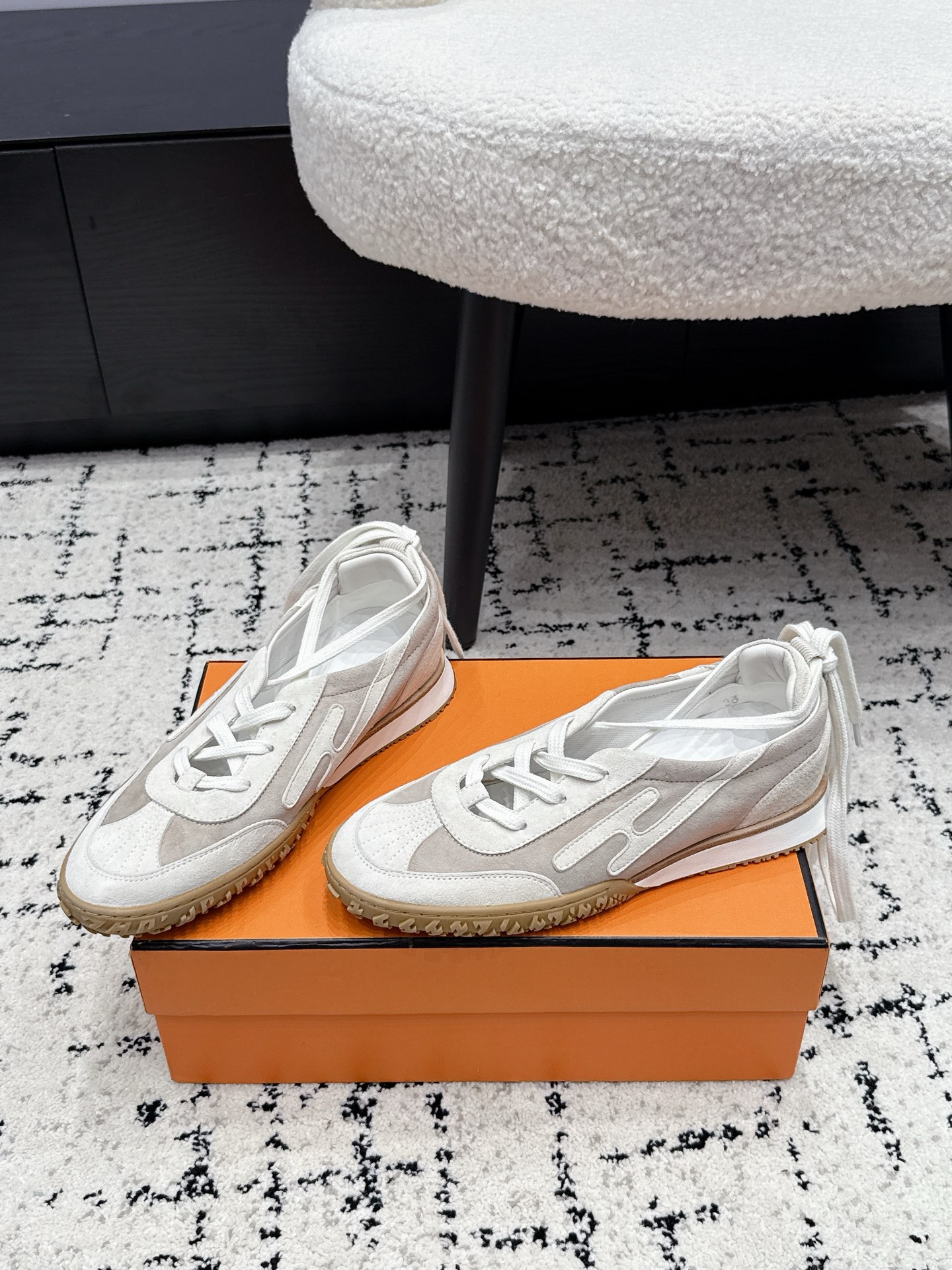 Hermes Sneakers